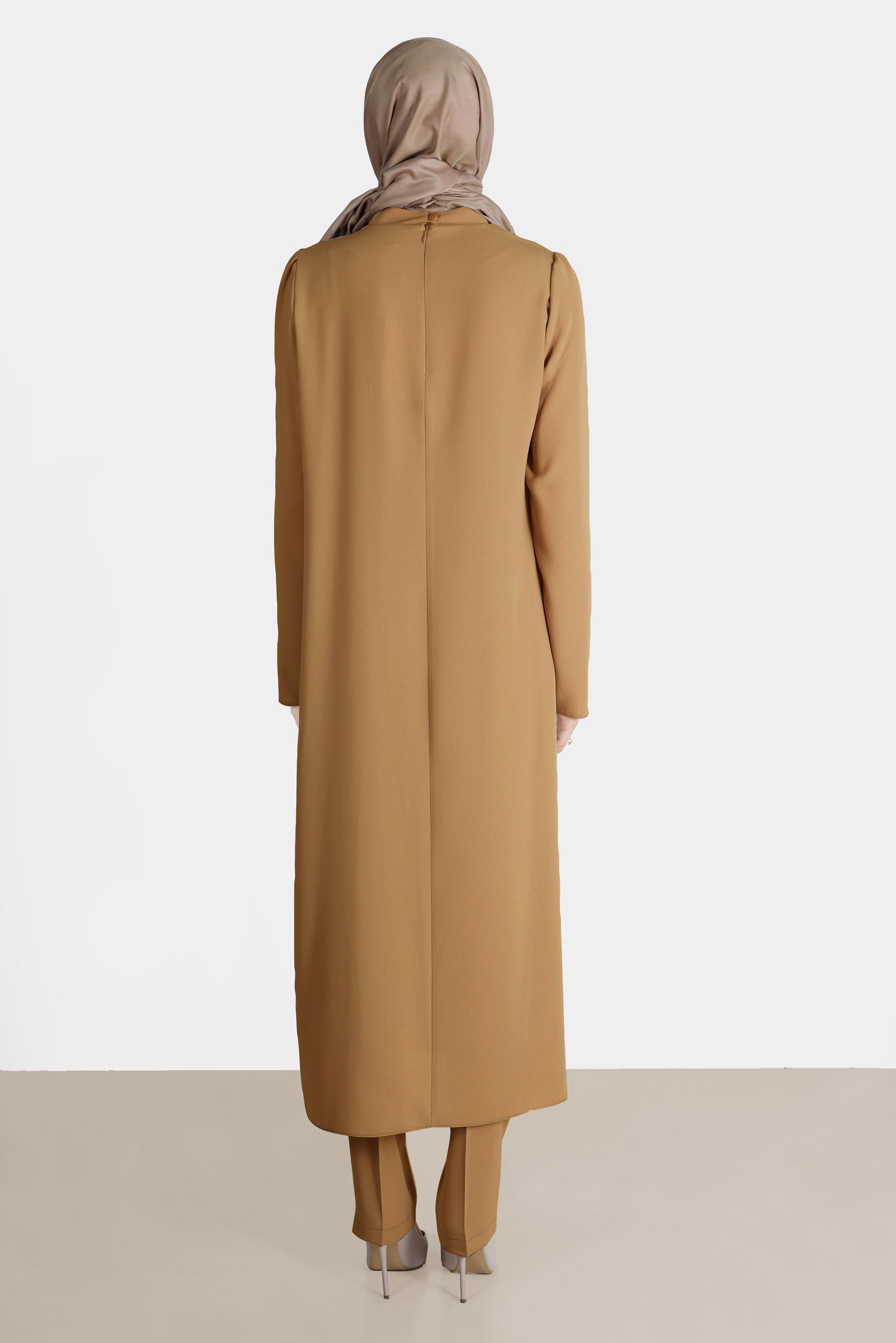 Tesettür giyim KAHVE BAĞLAMA DETAYLI TAŞLI İKİLİ PANTOLONLU TAKIM 30266