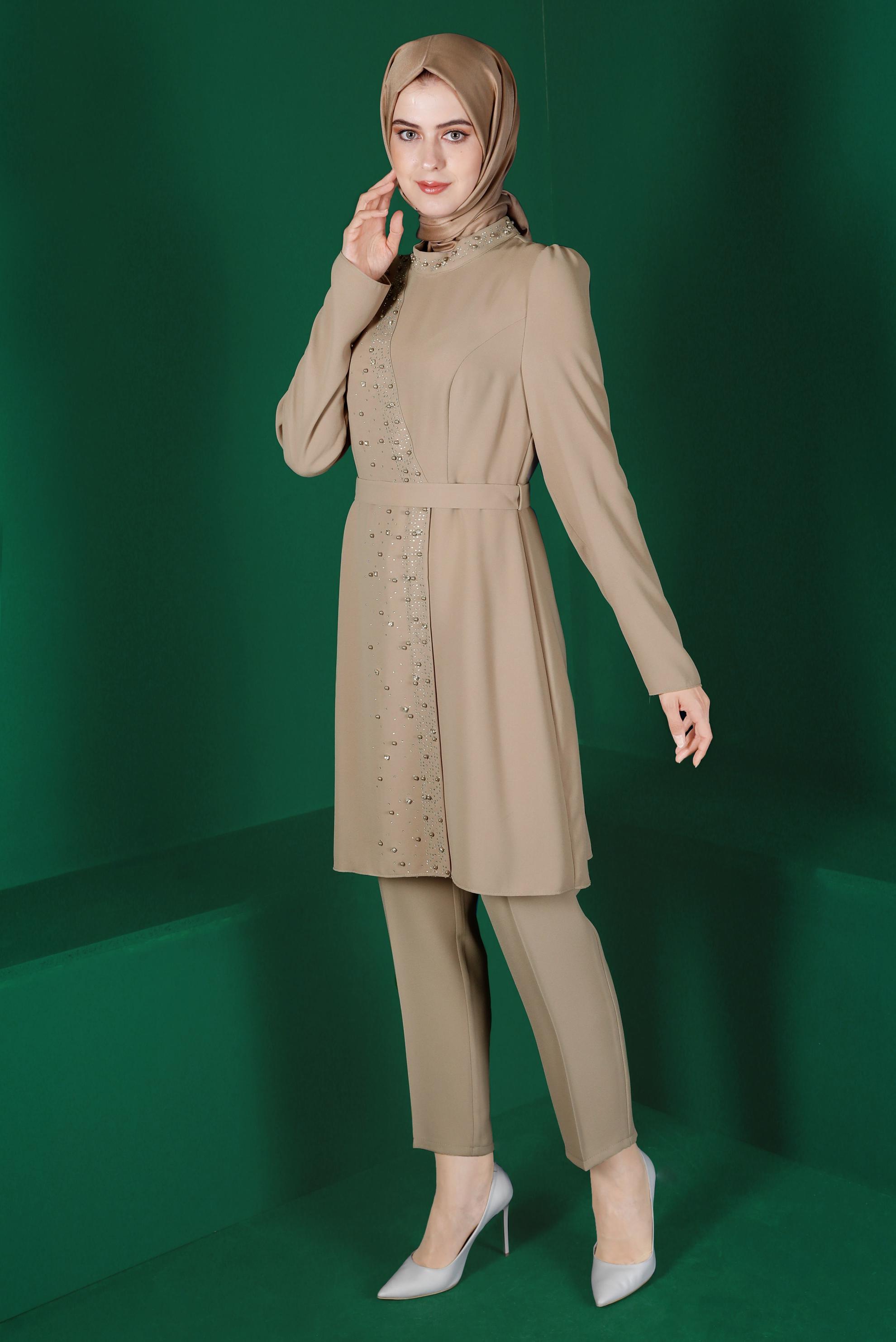 Tesettür giyim BEJ KEMERLİ PANTOLONLU TAKIM 30271
