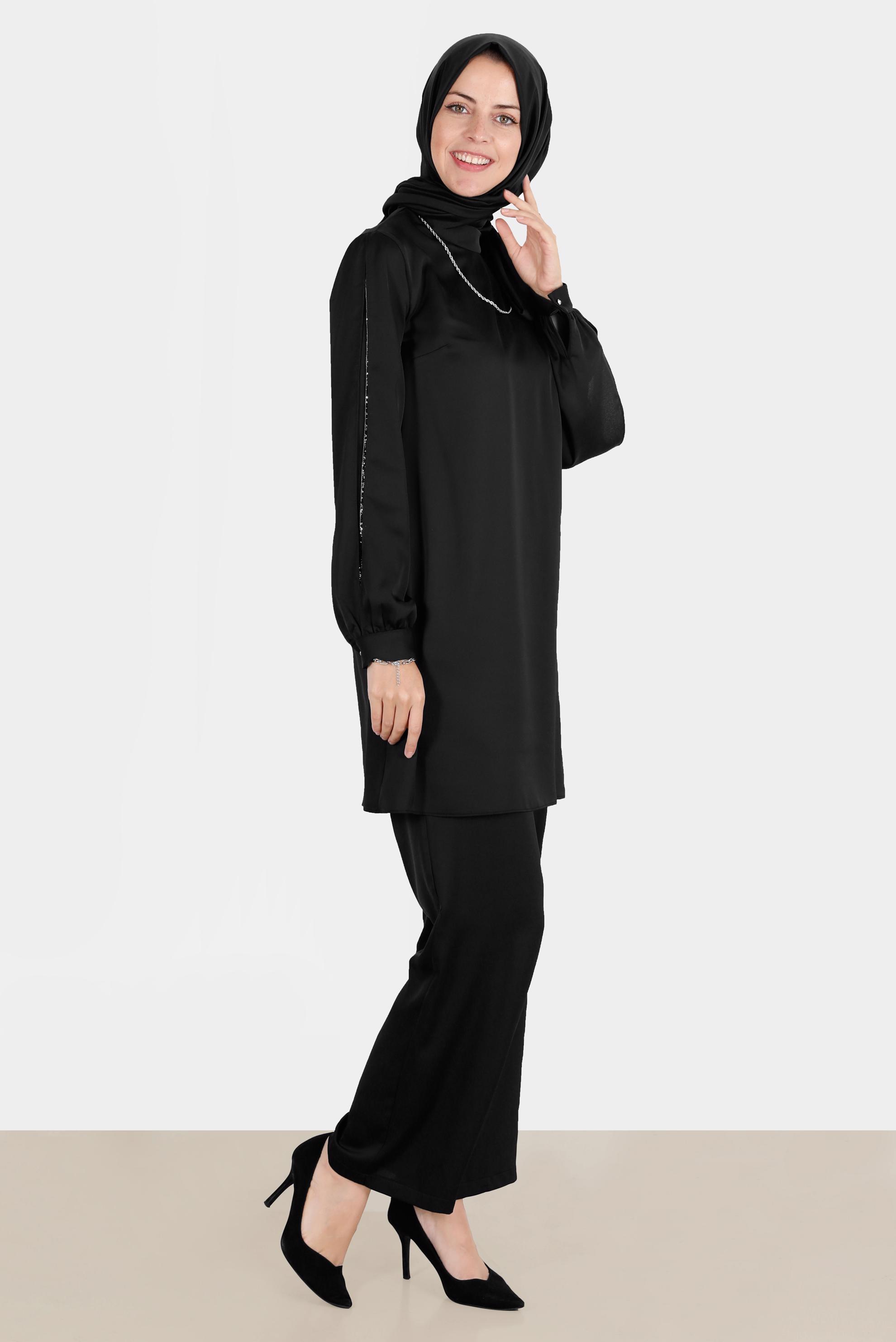 Tesettür giyim SİYAH FİYONK DETAYLI TAŞLI SATEN İKİLİ PANT. TAKIM 30276 