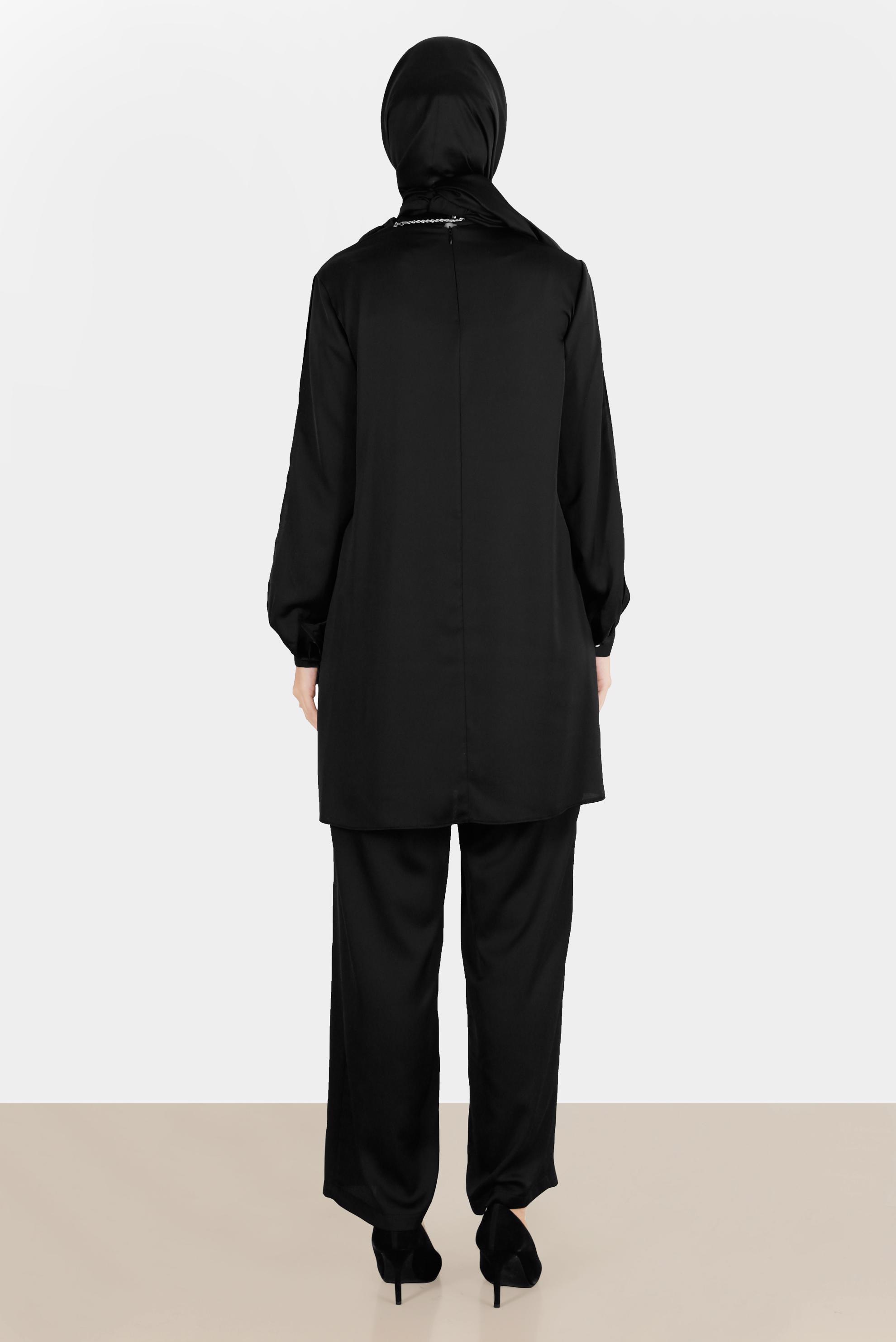 Tesettür giyim SİYAH FİYONK DETAYLI TAŞLI SATEN İKİLİ PANT. TAKIM 30276 