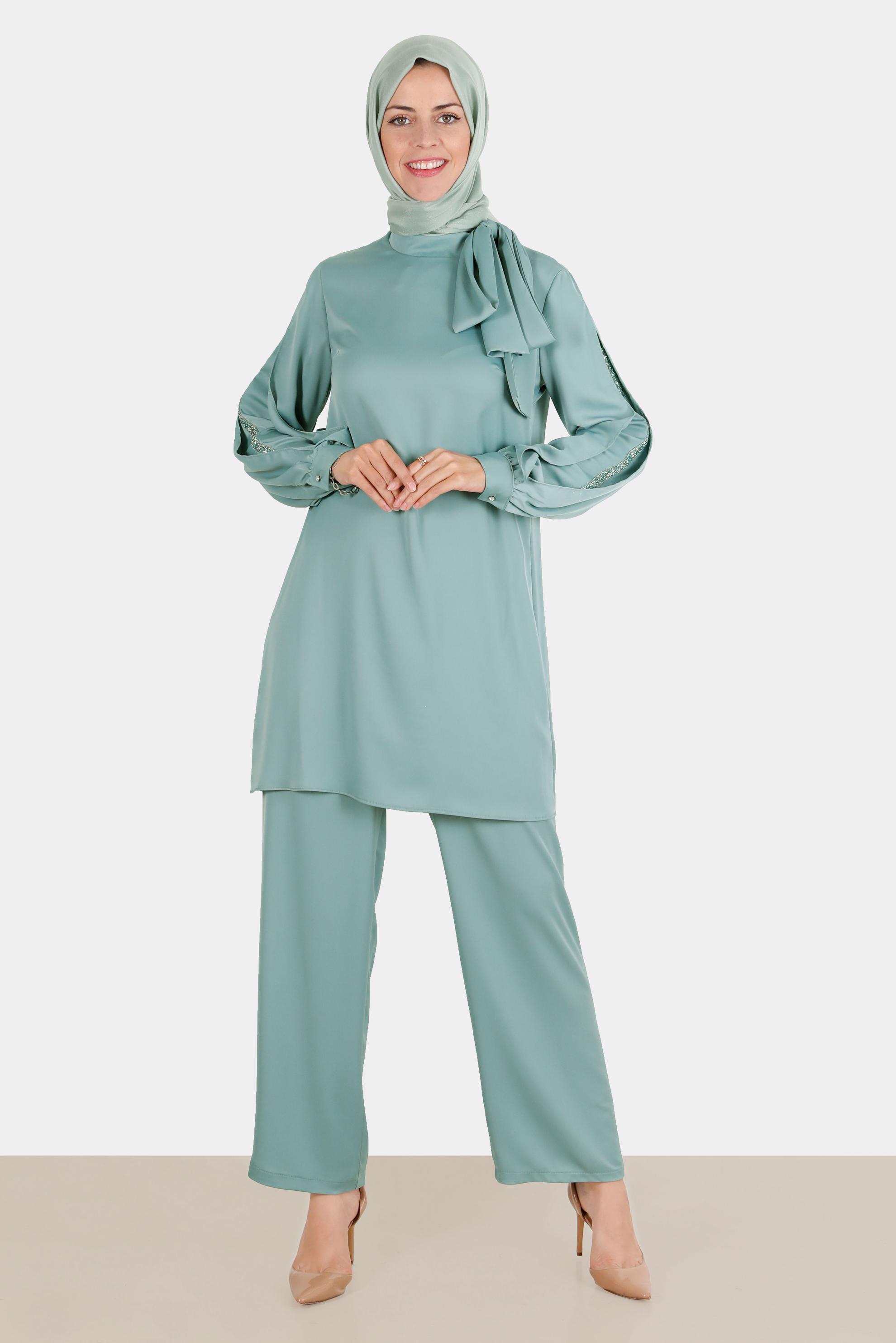 Tesettür giyim MAVİ FİYONK DETAYLI TAŞLI SATEN İKİLİ PANT. TAKIM 30276 