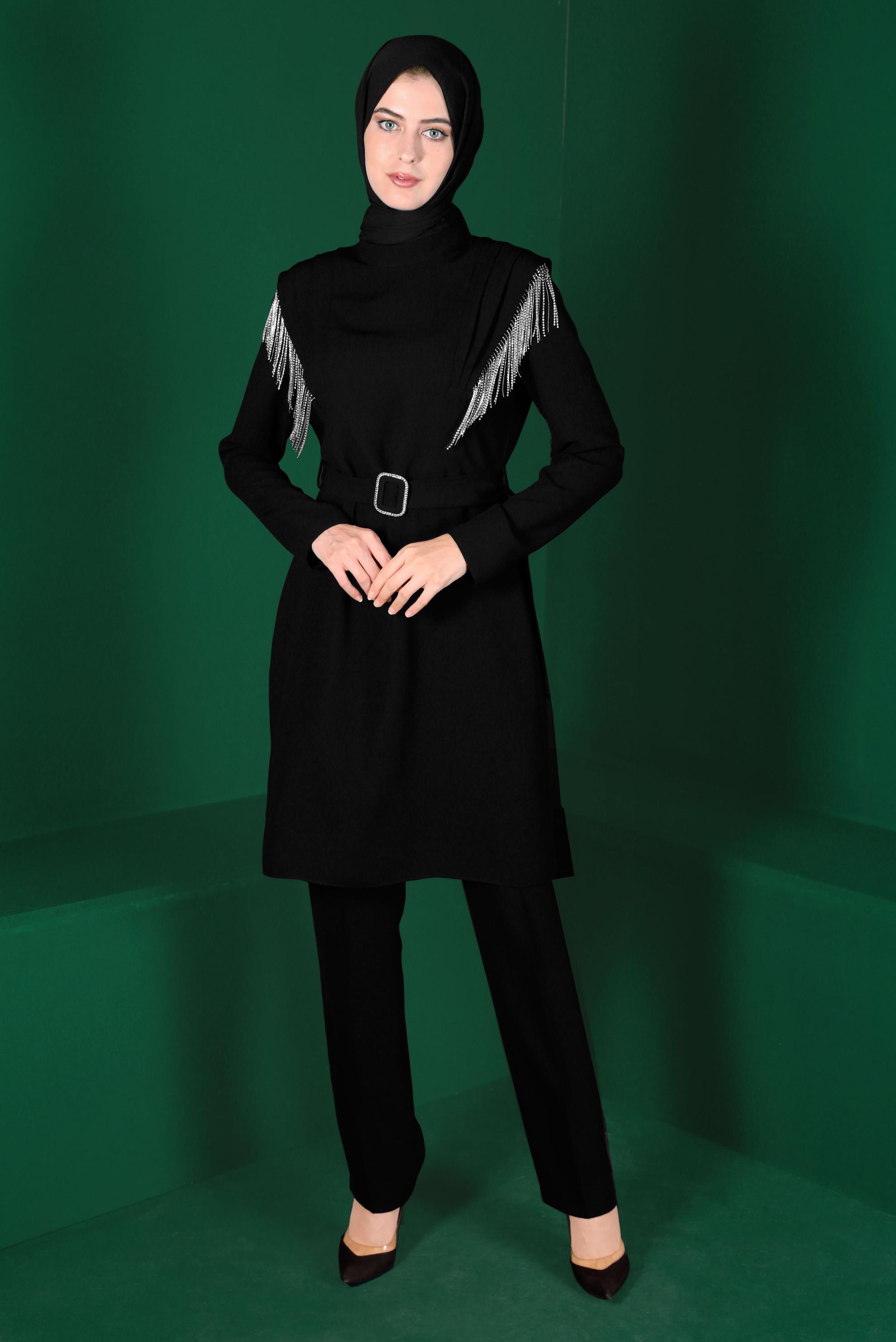 Tesettür giyim SİYAH TAŞLI PÜSKÜL DETAYLI KUŞAKLI İKİLİ PANT. TAKIM 30288 