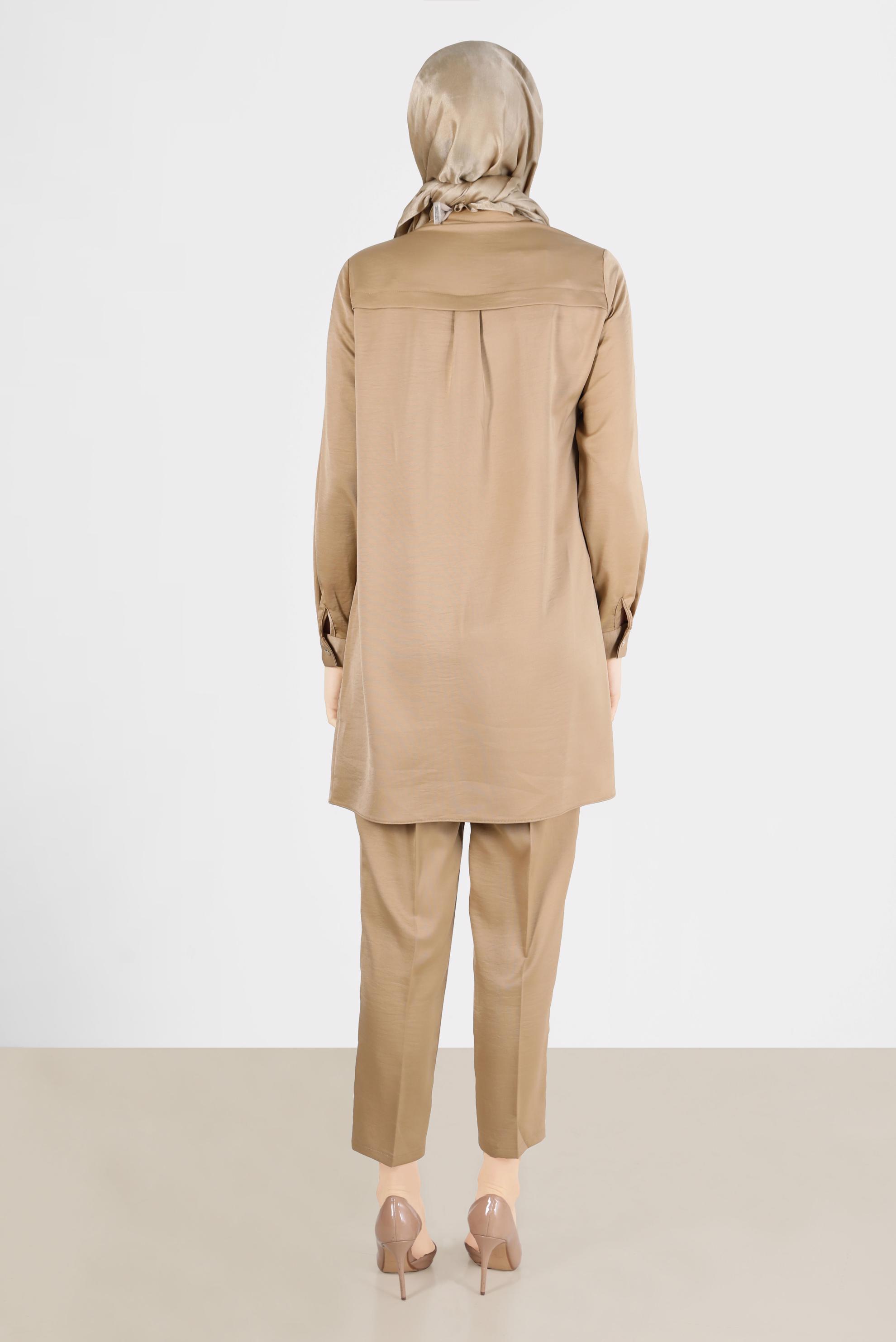 Tesettür giyim TABA TAŞ DETAYLI GİZLİ DÜĞMELİ İKİLİ PANT. TAKIM 42515	