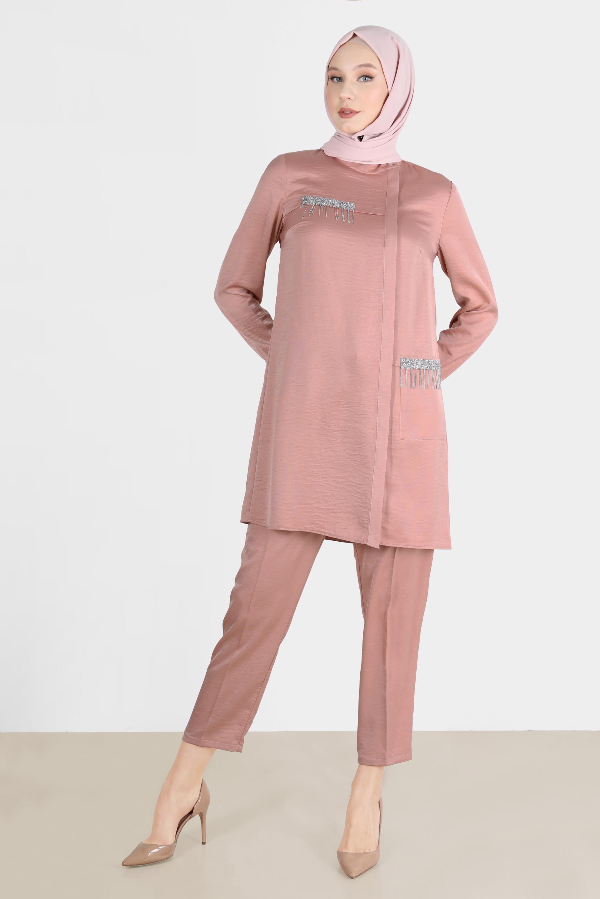 Tesettür giyim PUDRA TAŞ DETAYLI GİZLİ DÜĞMELİ İKİLİ PANT. TAKIM 42515	