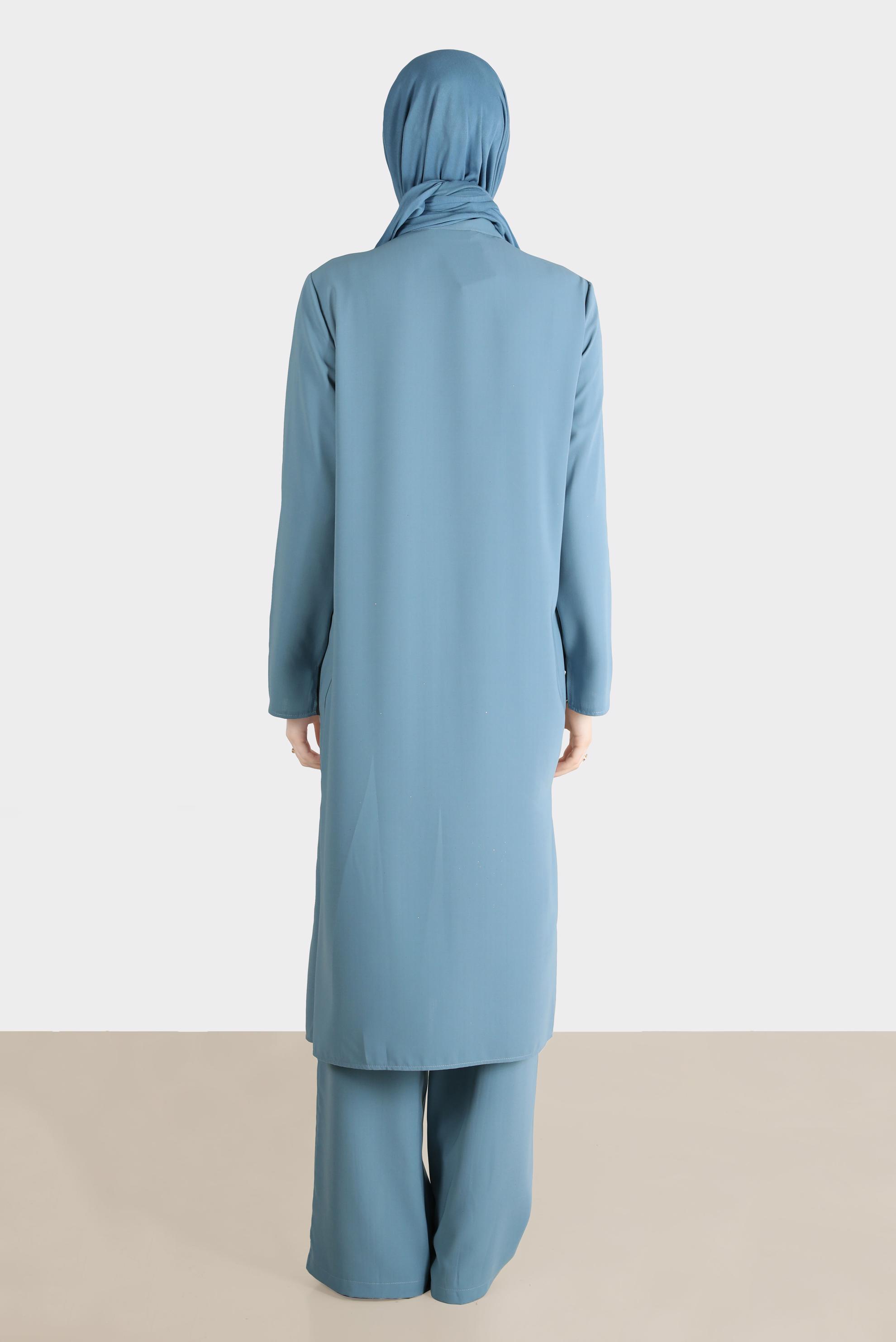 Tesettür giyim MAVİ BOYDAN DÜĞMELİ YIRTMAÇ DETAYLI İKİLİ PANT. TAKIM 42517 