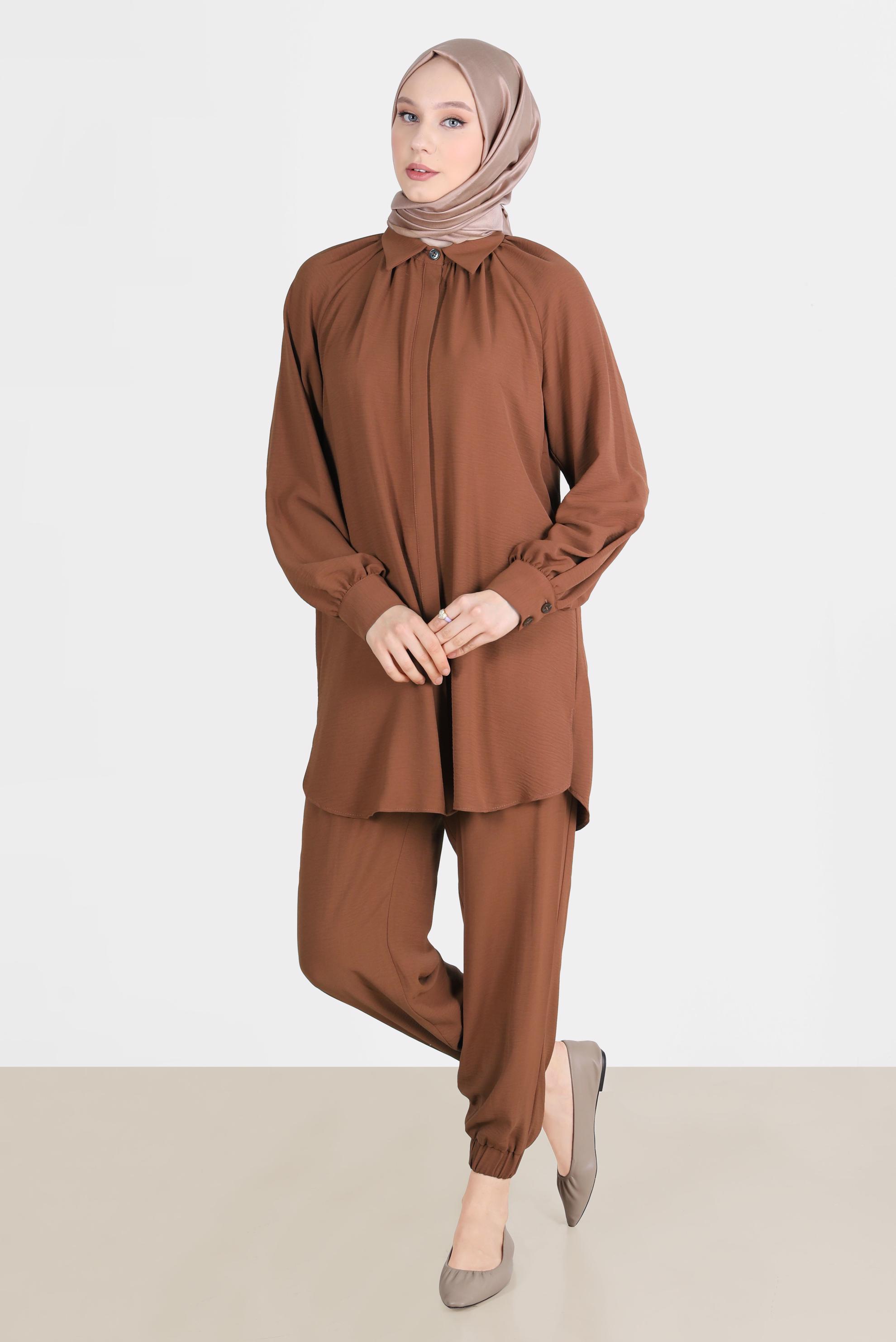 Hijab clothing TABA BUTTONED 2-PIECE PANTS SUIT WITH ELASTIC CUFFS 42518 