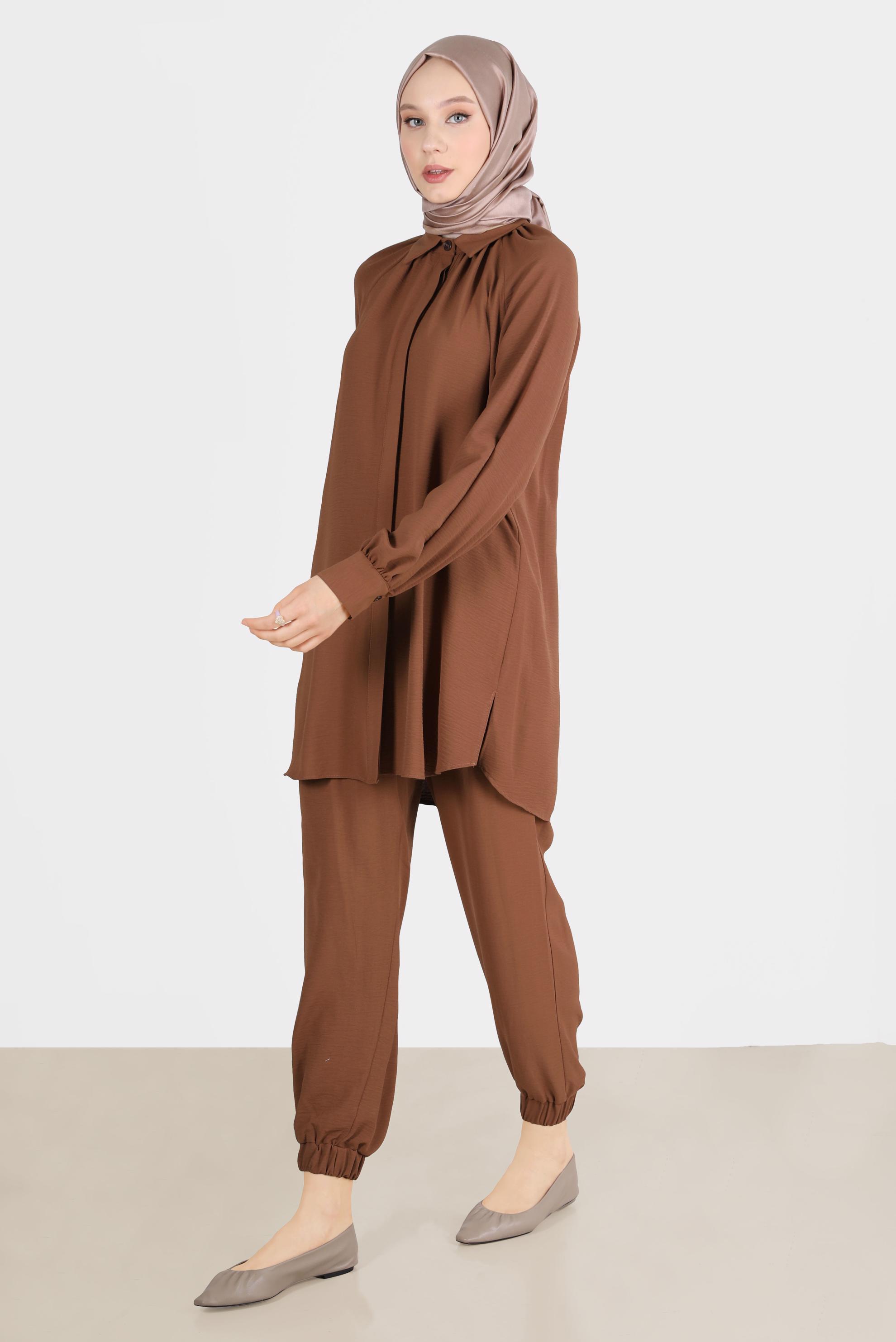 Hijab clothing TABA BUTTONED 2-PIECE PANTS SUIT WITH ELASTIC CUFFS 42518 