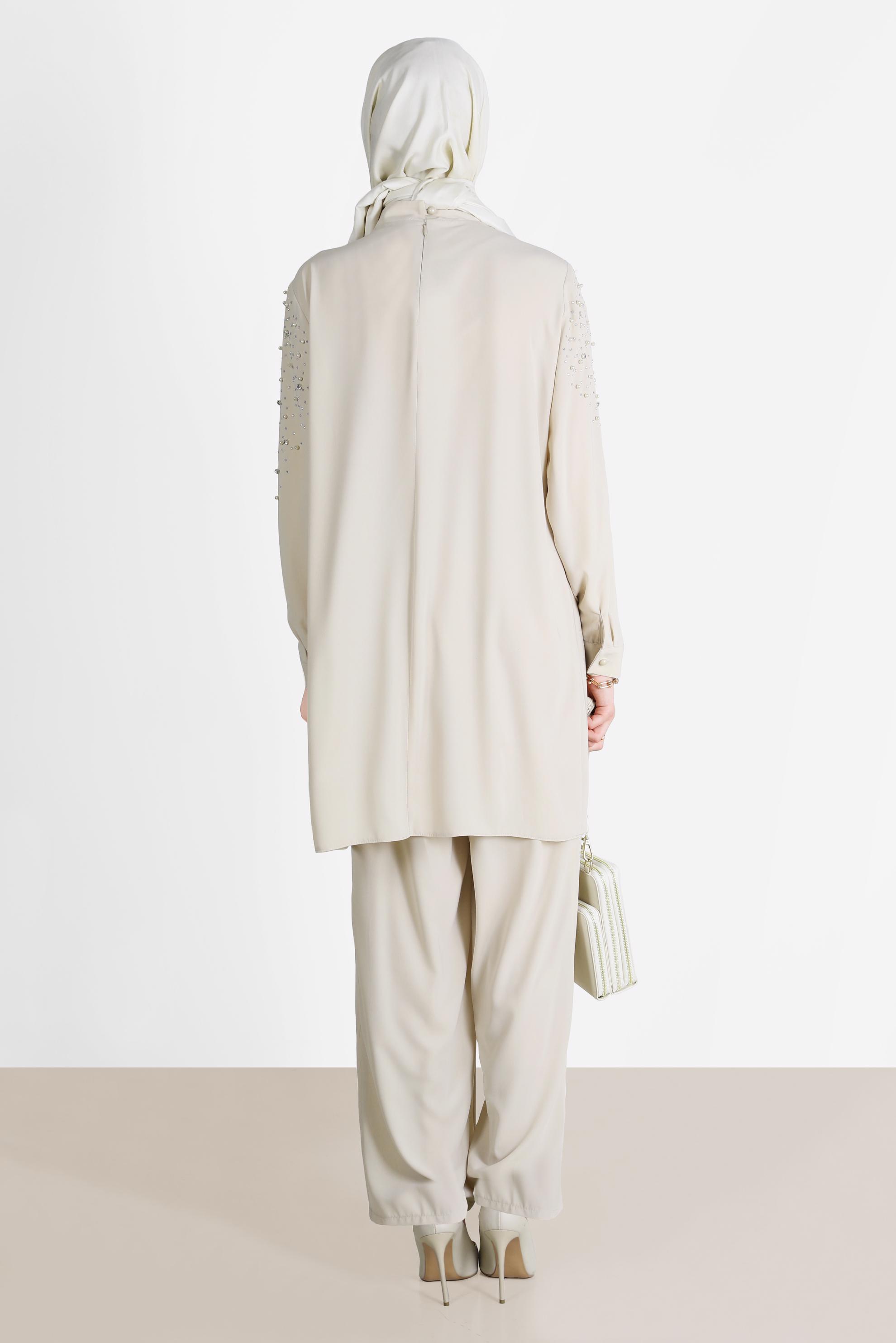 Tesettür giyim BEJ TAŞLI YAKASI BAĞLAMALI İKİLİ PANT.TAKIMI 42547