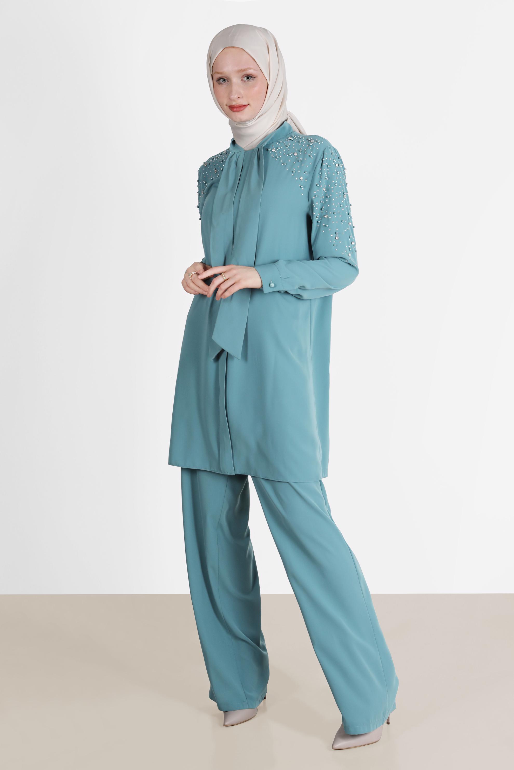 Tesettür giyim YEŞİL TAŞLI YAKASI BAĞLAMALI İKİLİ PANT.TAKIMI 42547