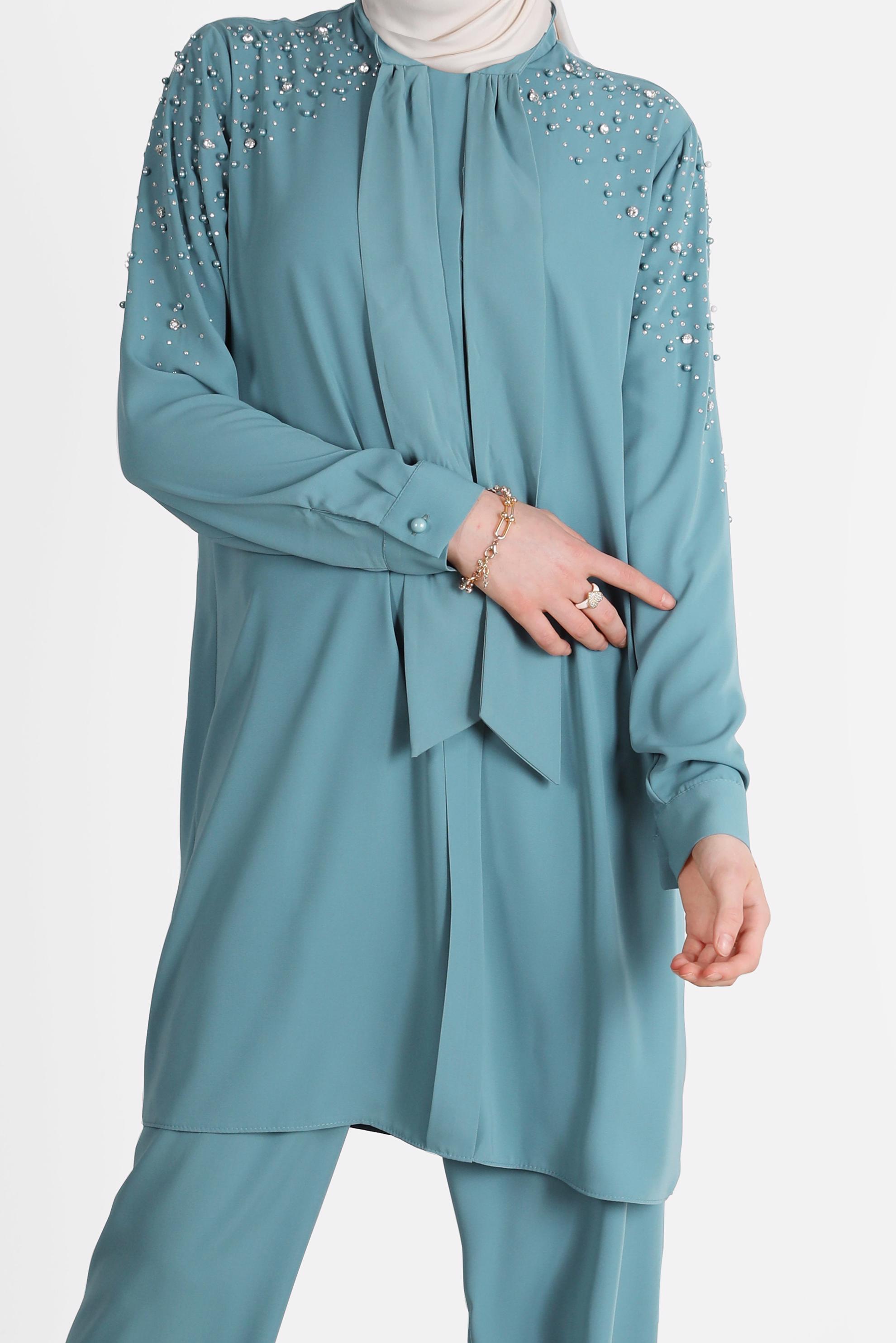 Tesettür giyim YEŞİL TAŞLI YAKASI BAĞLAMALI İKİLİ PANT.TAKIMI 42547