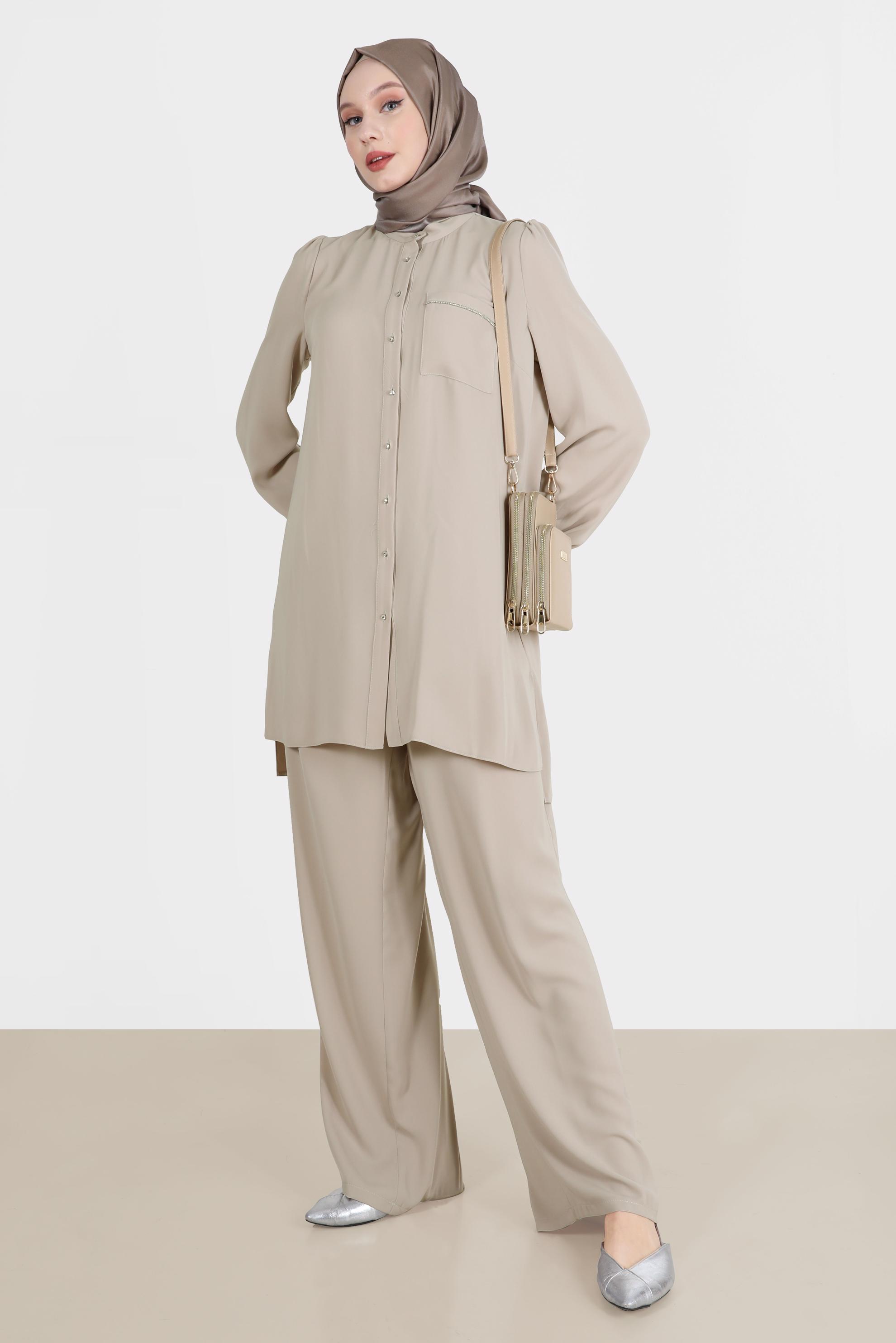 Tesettür giyim BEJ TAŞ DETAYLI İKİLİ KLASİK PANT. TAKIM 42565 