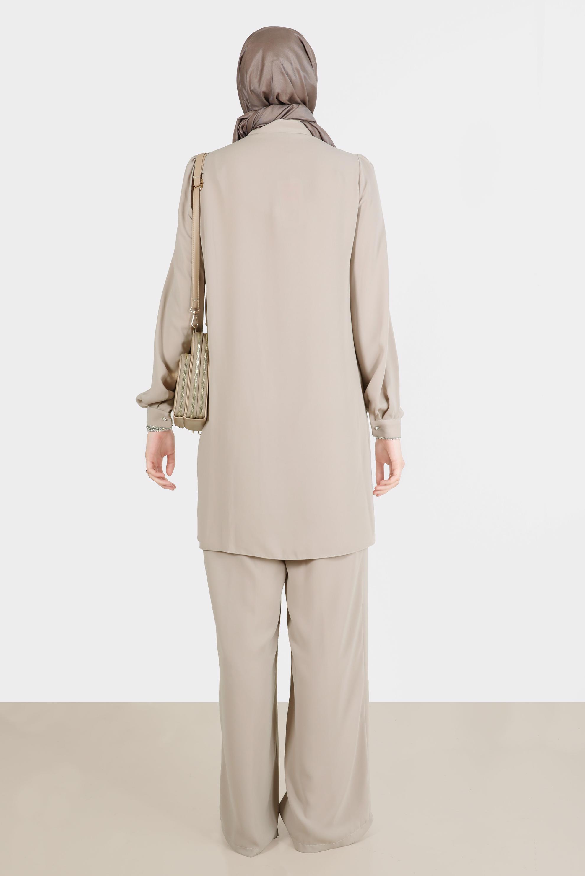 Tesettür giyim BEJ TAŞ DETAYLI İKİLİ KLASİK PANT. TAKIM 42565 