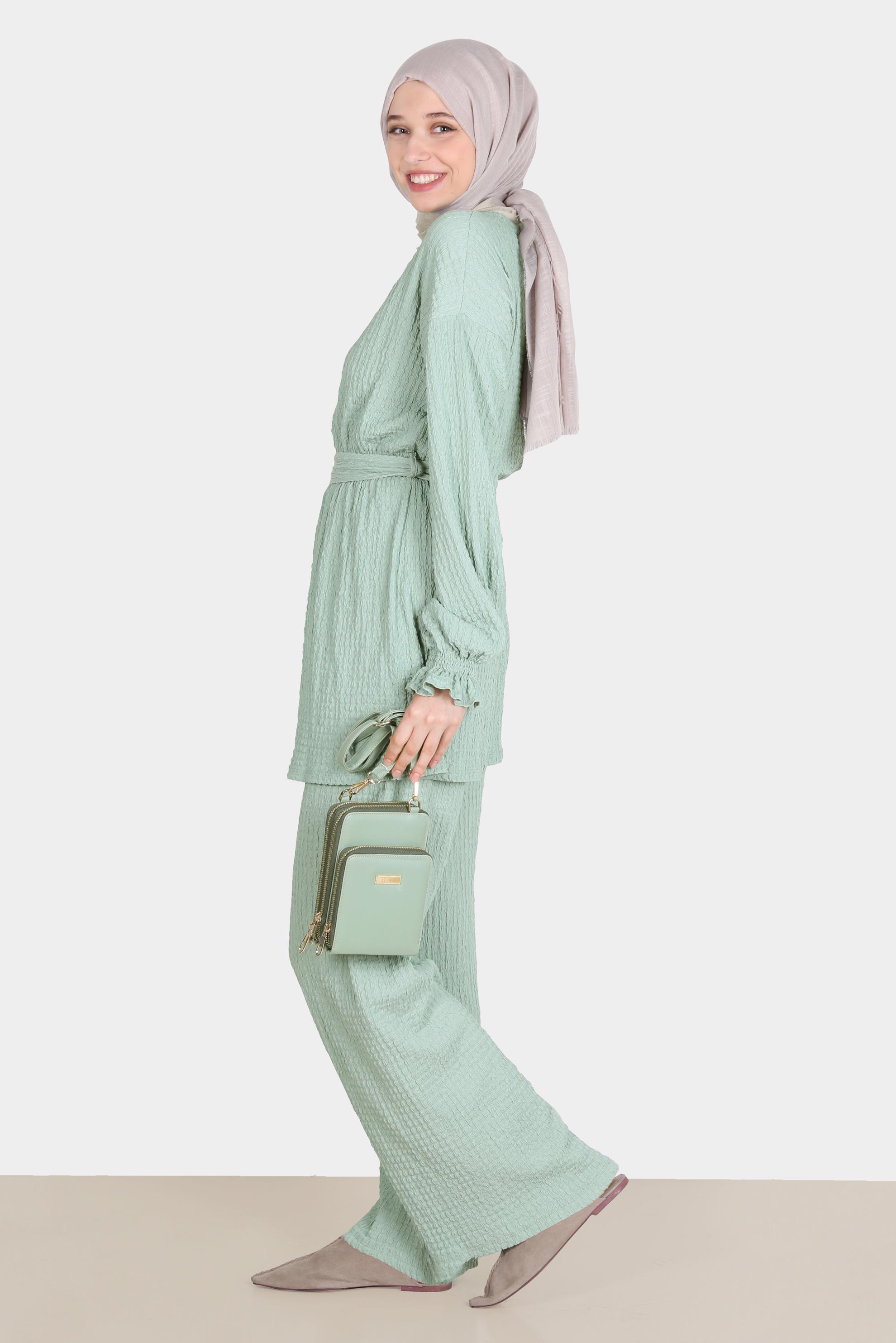 Tesettür giyim YEŞİL WAFFLE EFEKTLİ İKİLİ PANT. TAKIM 42716 