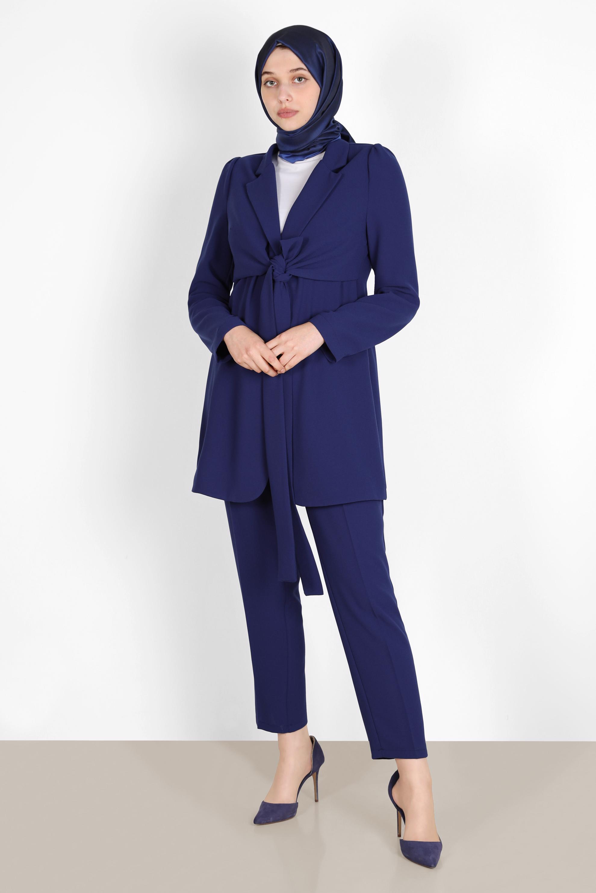 Tesettür giyim LACİVERT BAĞLAMA DETAYLI İKİLİ KLASİK PANT. TAKIM 42770 