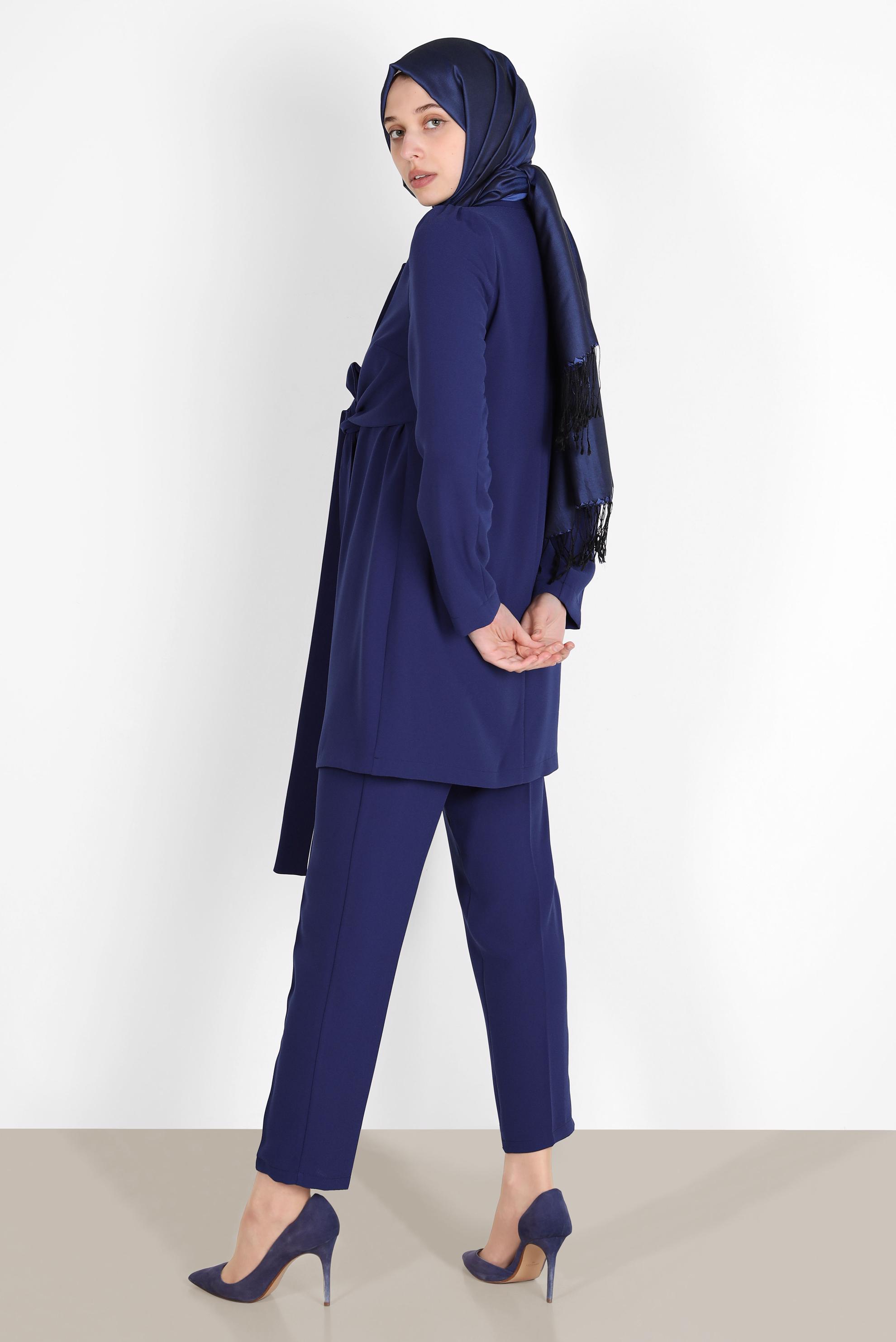 Tesettür giyim LACİVERT BAĞLAMA DETAYLI İKİLİ KLASİK PANT. TAKIM 42770 