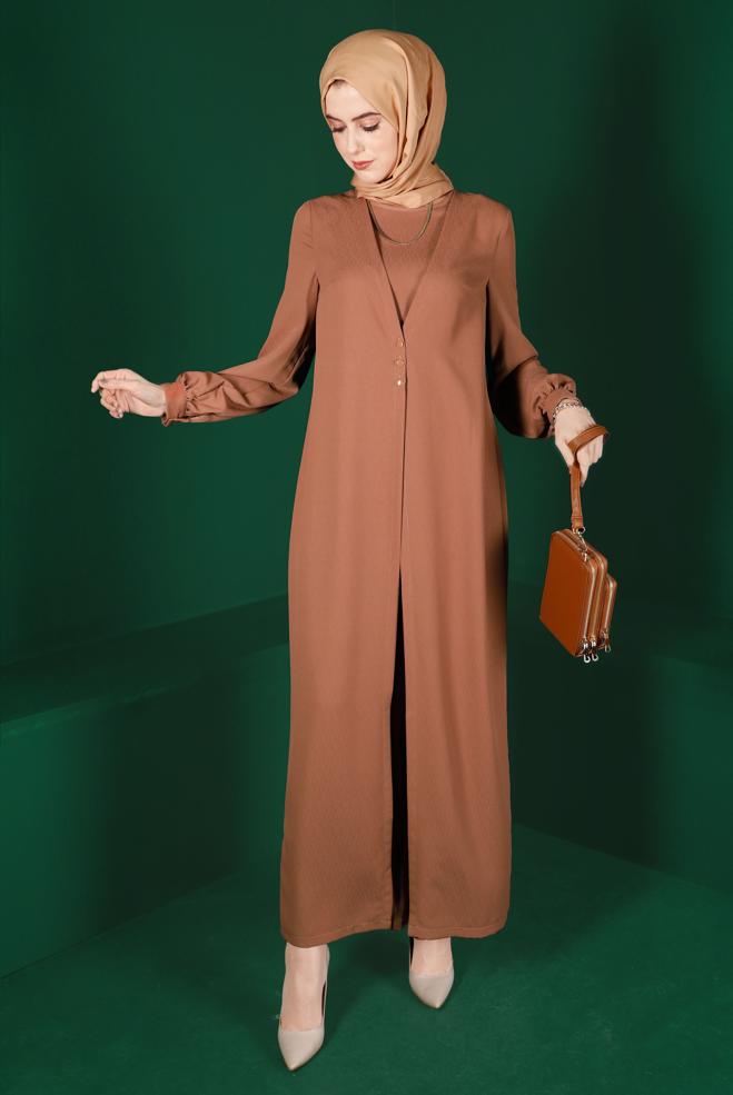 Tesettür giyim KAHVE HIRKA GÖRÜNÜMLÜ DÜĞMELİ TULUM 42766  - ALVİNA