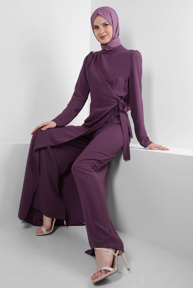 Tesettür giyim MOR BAĞLAMA DETAYLI KREP TULUM 42885 - ALVİNA