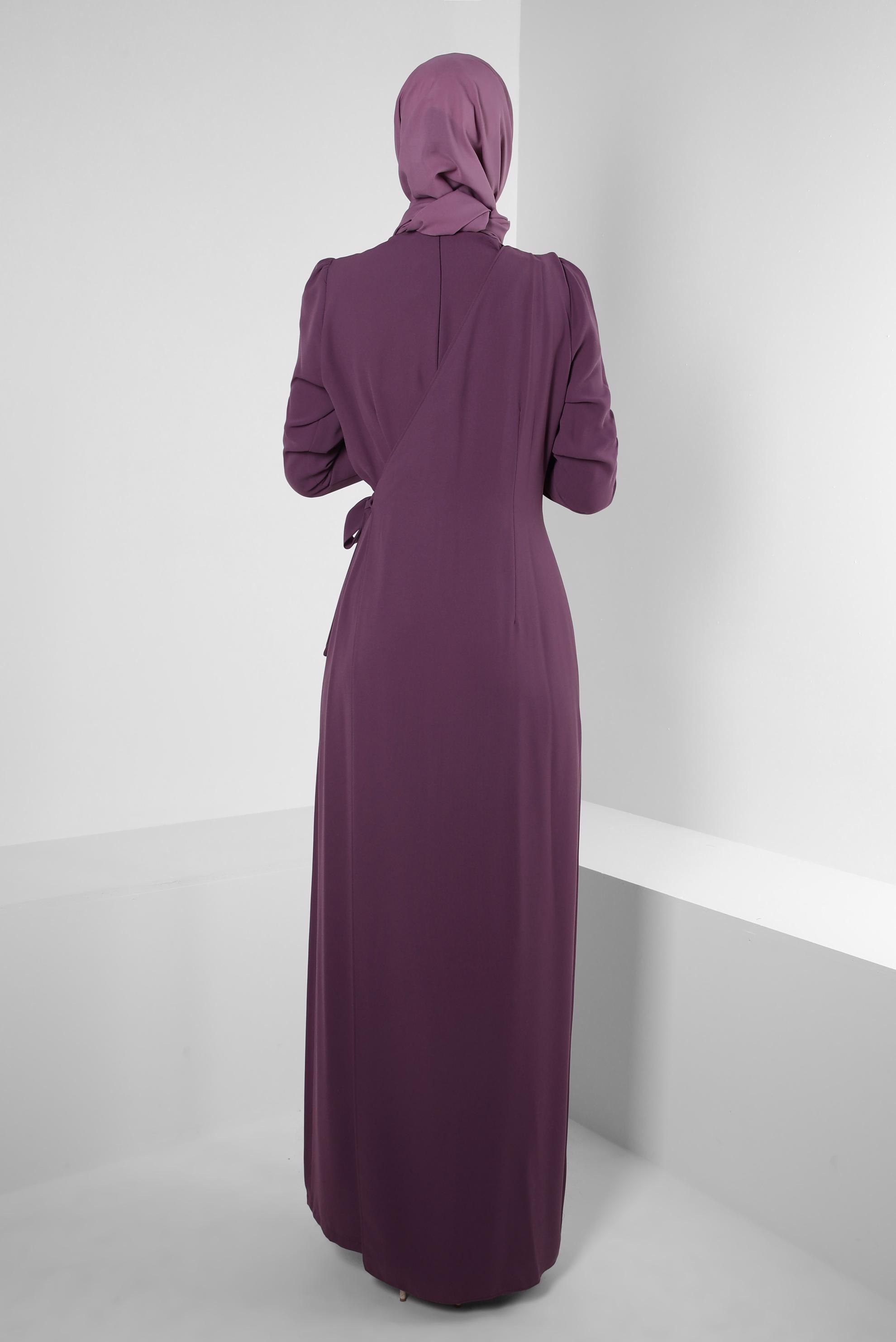 Tesettür giyim MOR BAĞLAMA DETAYLI KREP TULUM 42885