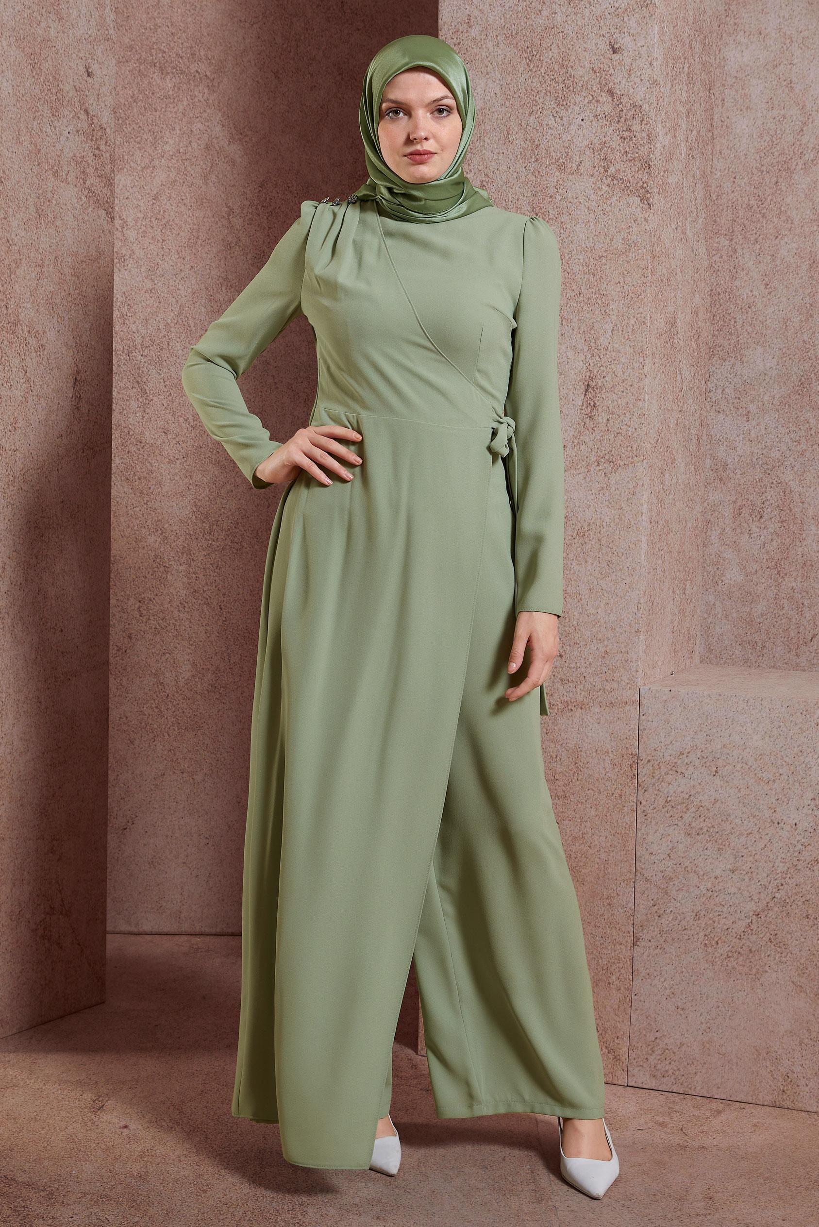 Tesettür giyim YEŞİL BAĞLAMA DETAYLI KREP TULUM 42885