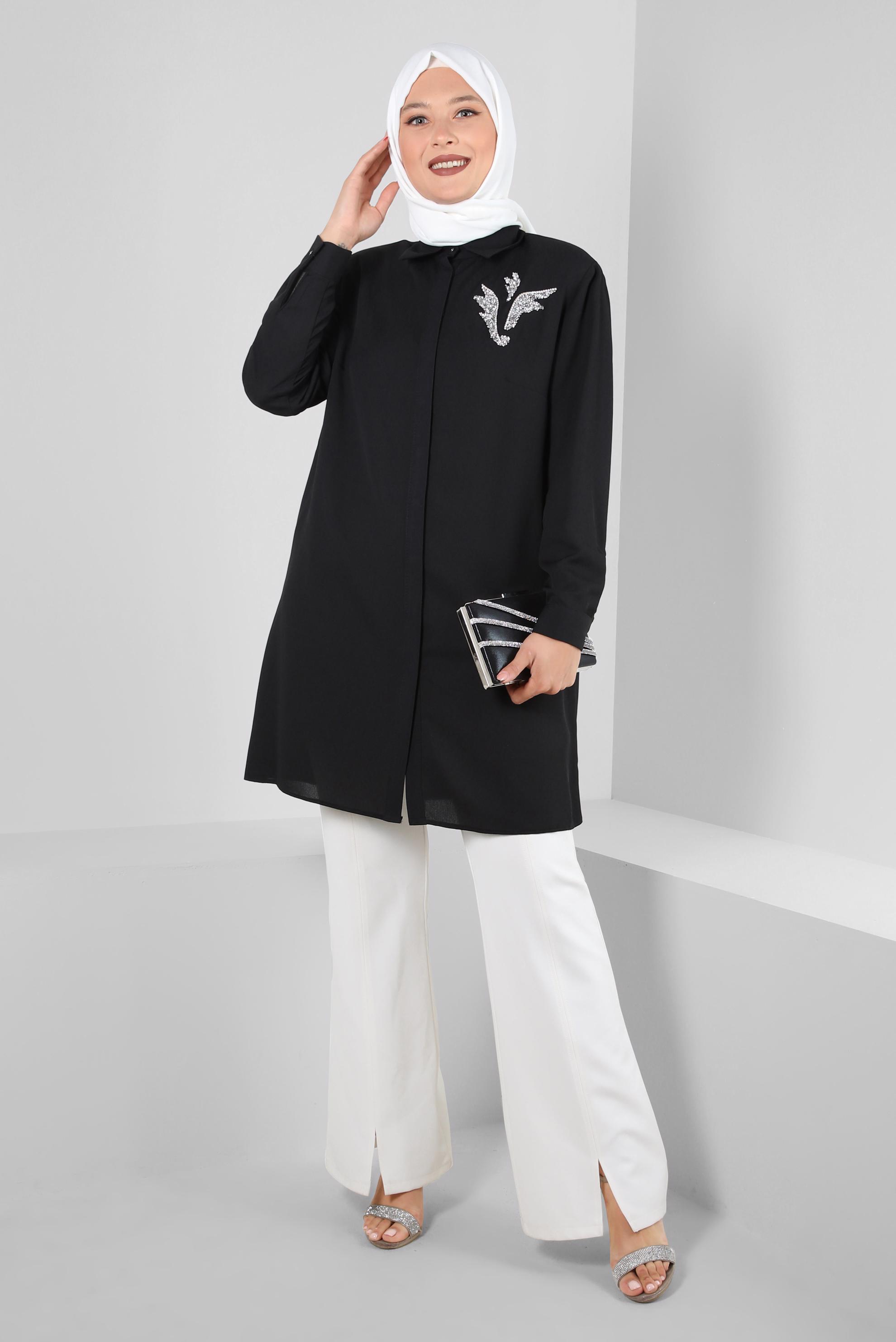 Tesettür giyim SİYAH GÖMLEK YAKA TAŞ DETAYLI TUNİK 20233