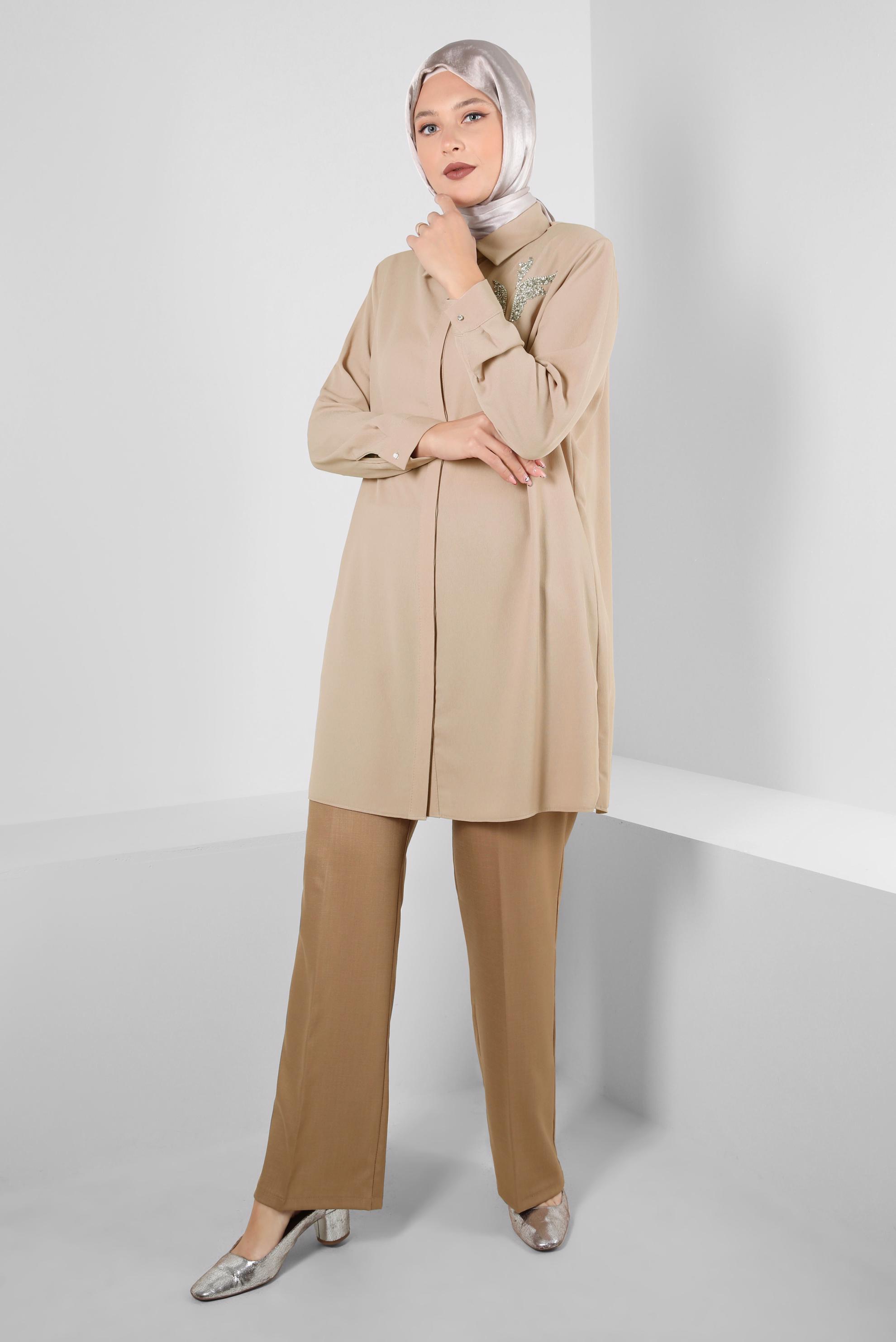 Tesettür giyim BEJ GÖMLEK YAKA TAŞ DETAYLI TUNİK 20233