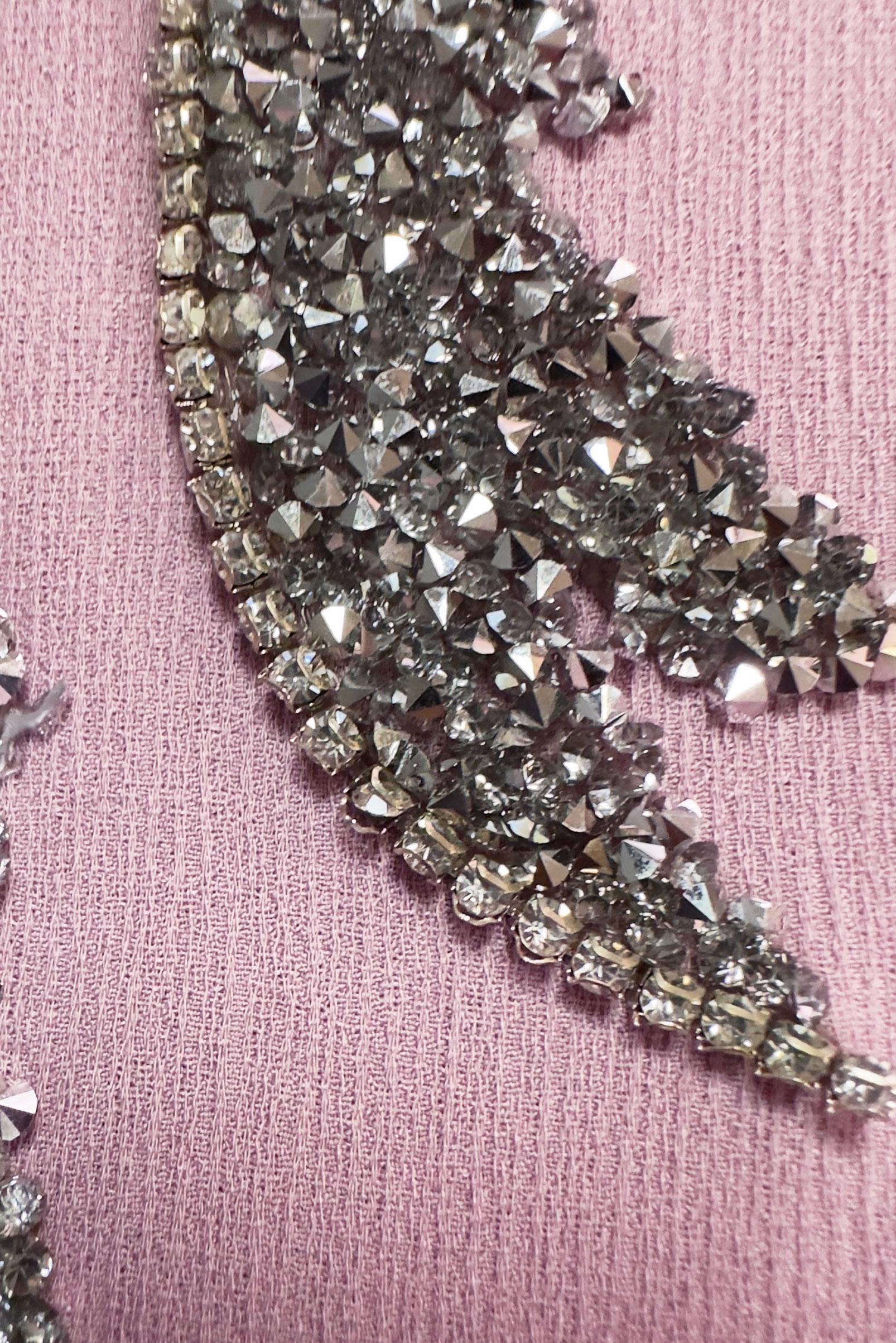 Tesettür giyim PUDRA GÖMLEK YAKA TAŞ DETAYLI TUNİK 20233