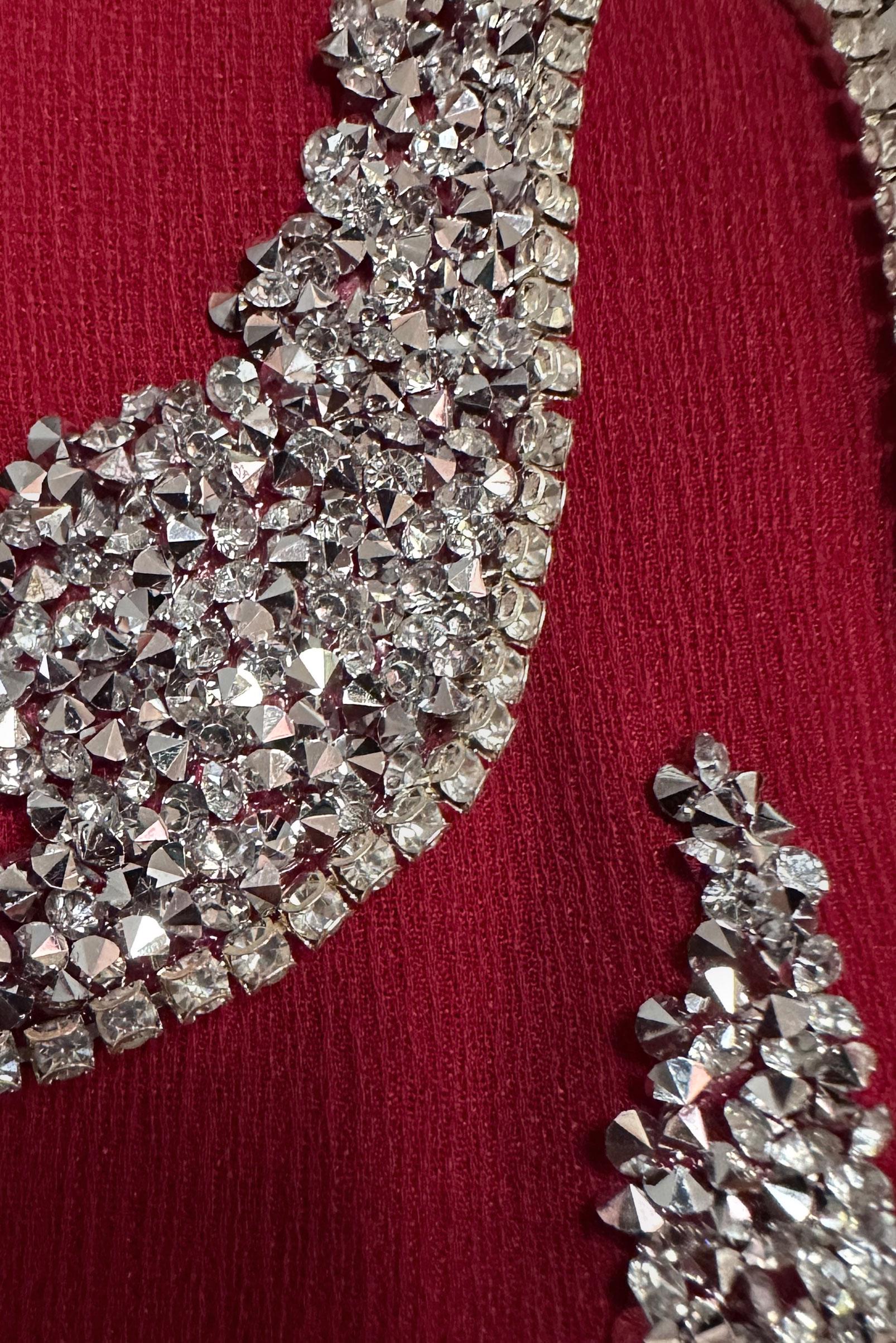 Tesettür giyim BORDO GÖMLEK YAKA TAŞ DETAYLI TUNİK 20233