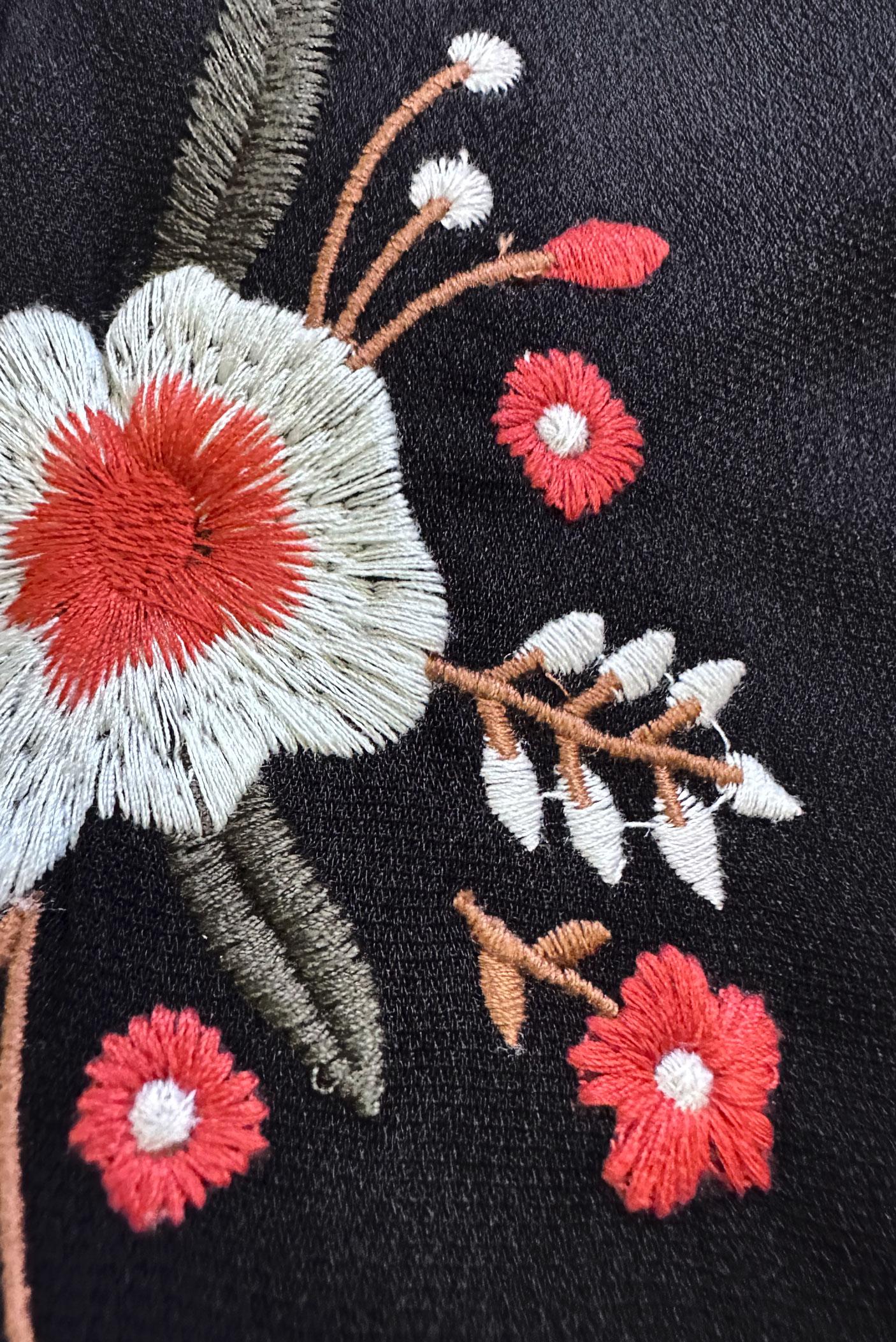 Vêtements hijab NOIR TUNIQUE À MOTIF FLEURI 20247