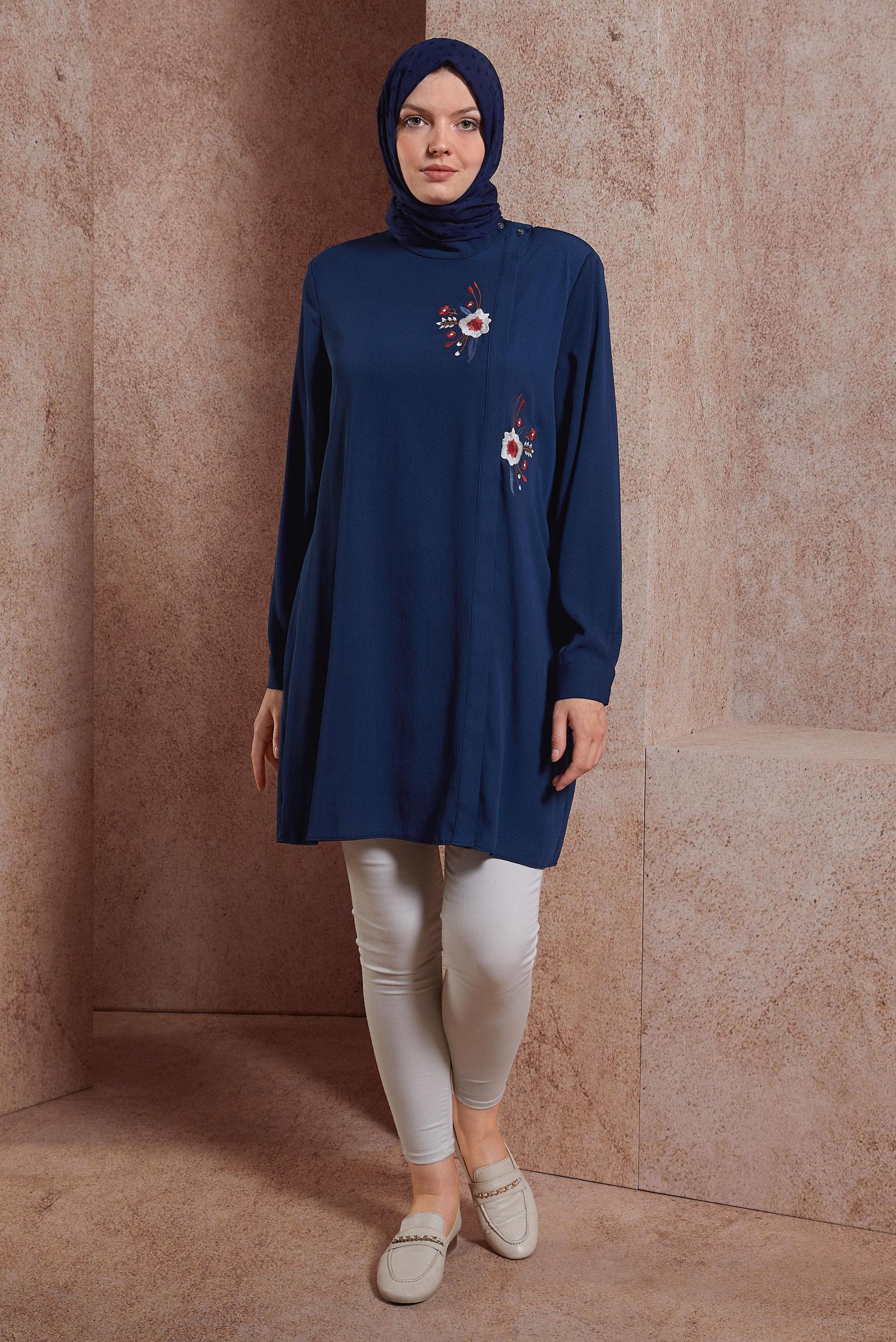 Tesettür giyim LACİVERT ÇİÇEK DESENLİ TUNİK 20247