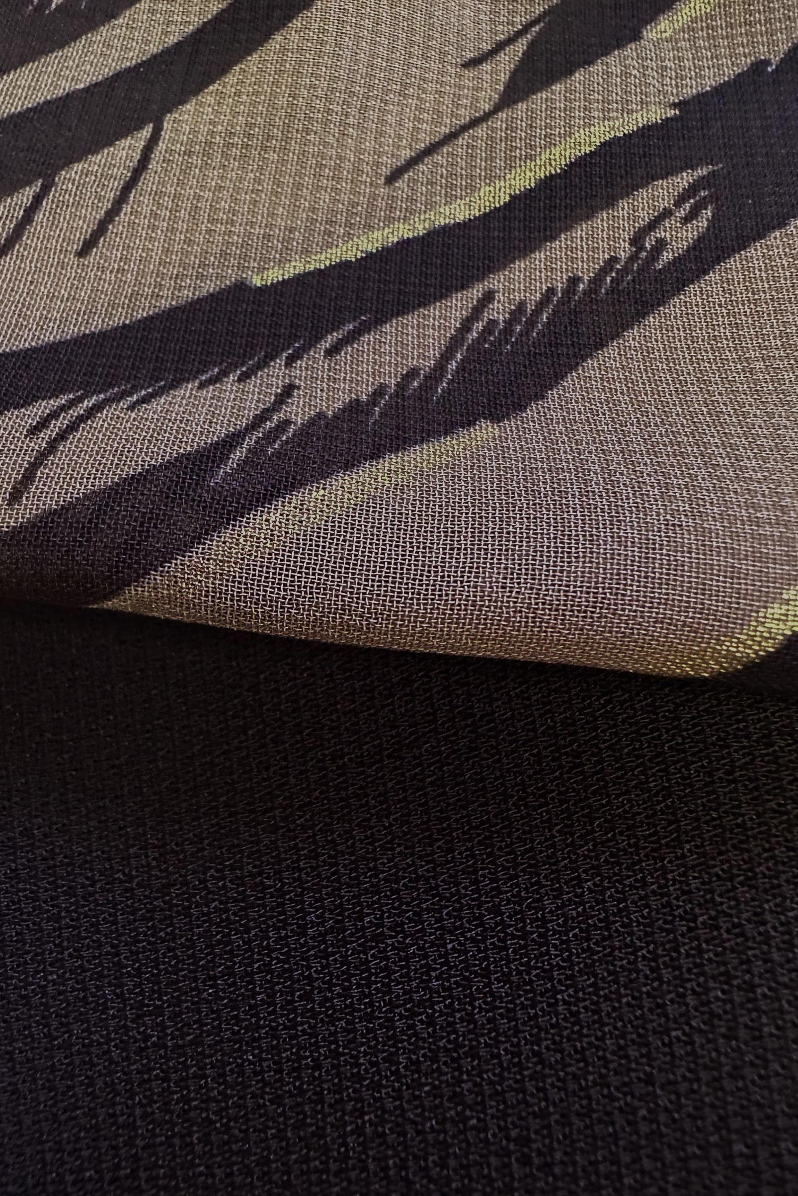 Tesettür giyim BEJ DESENLİ FULAR YAKA AEROBİN TUNİK 20256