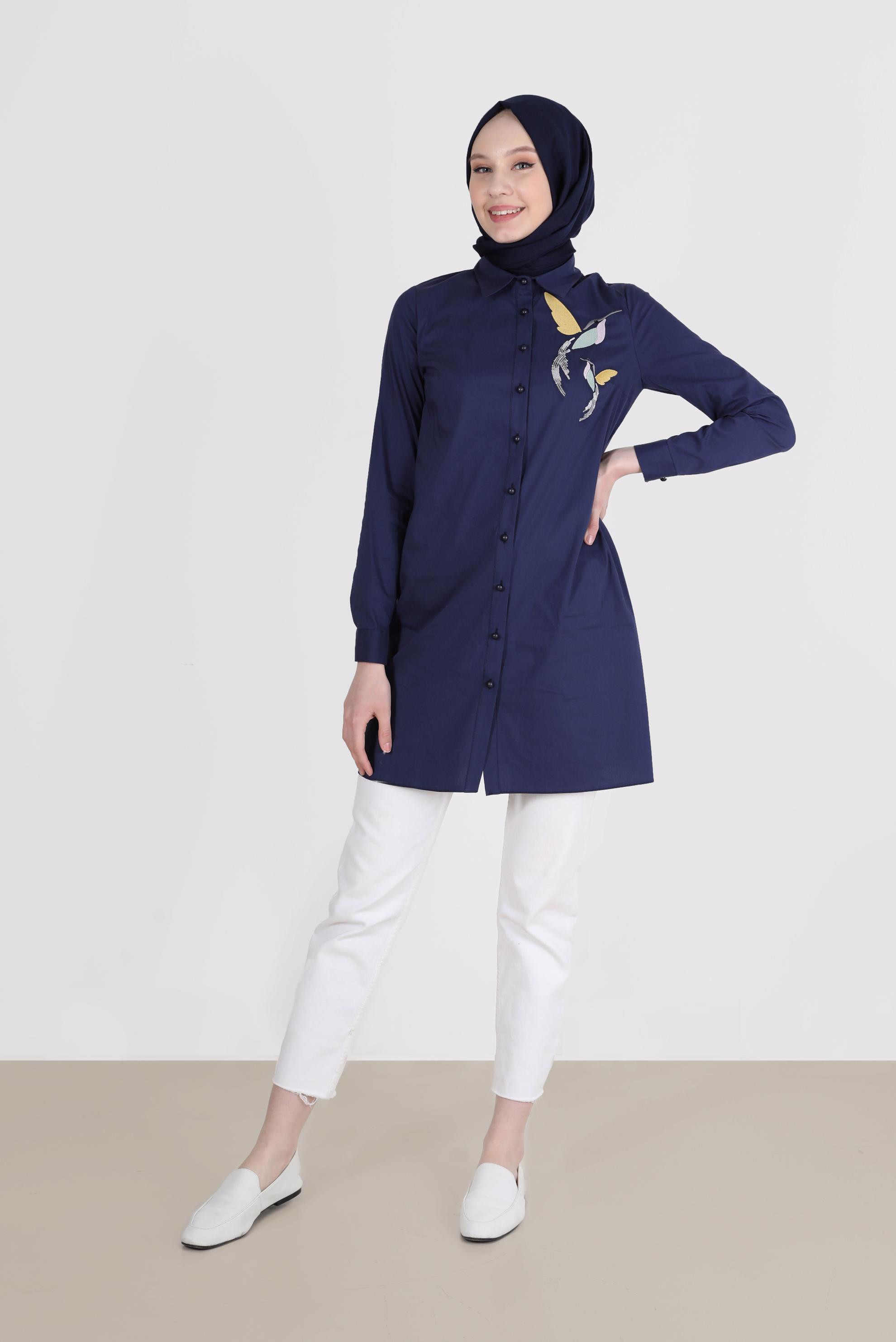 Tesettür giyim LACİVERT BASKI DETAYLI TUNİK 41627 