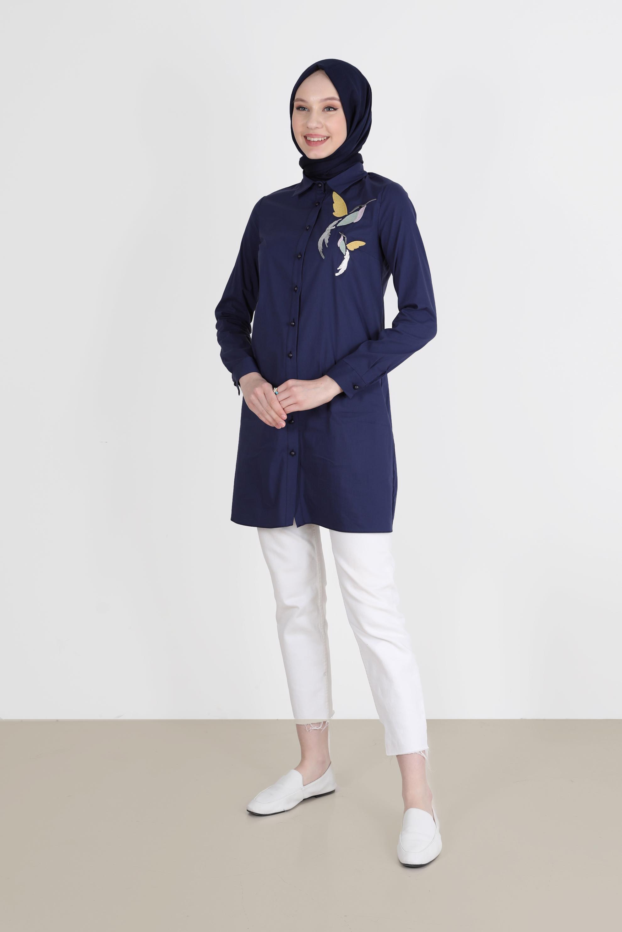 Tesettür giyim LACİVERT BASKI DETAYLI TUNİK 41627 