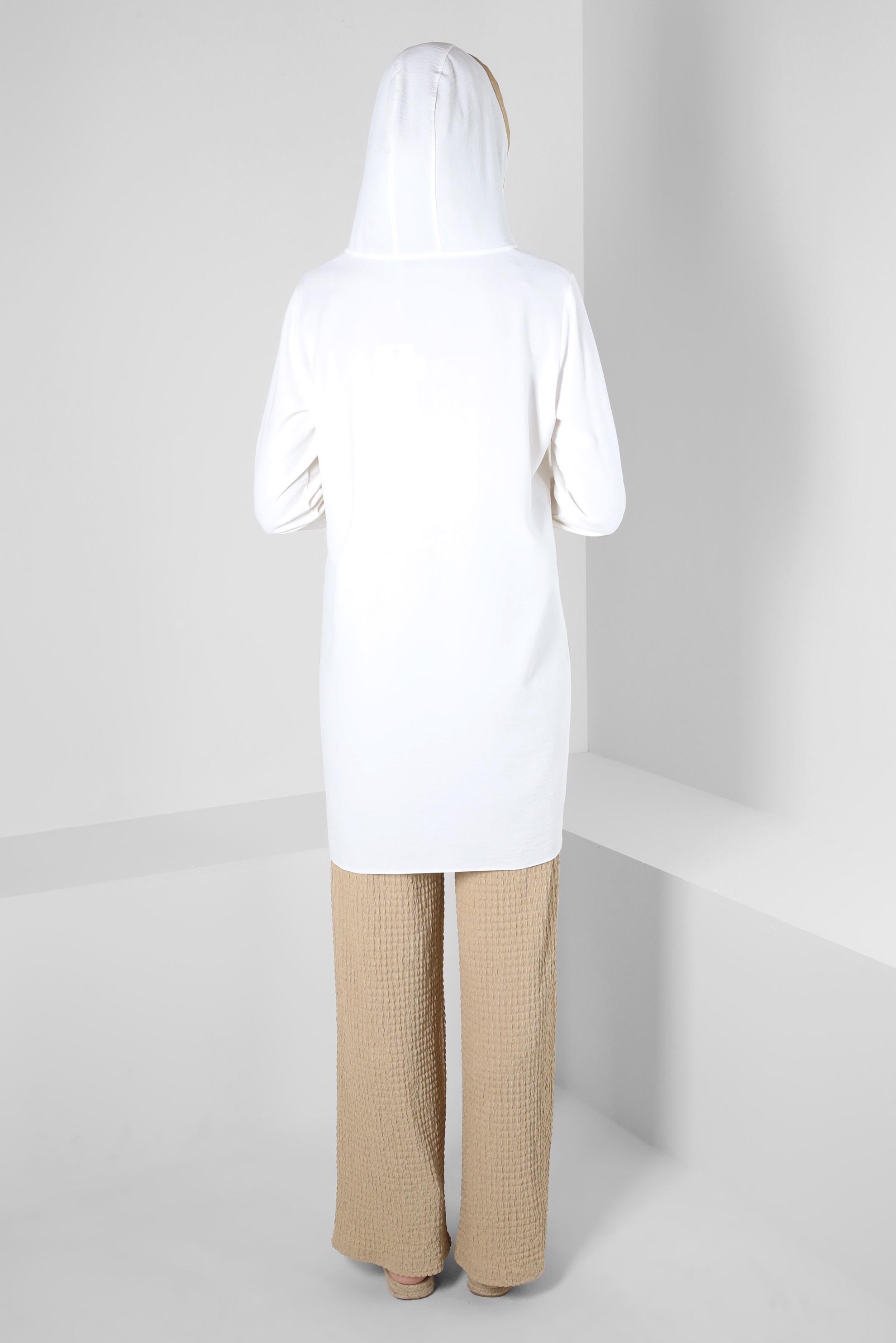 Tesettür giyim BEYAZ NAKIŞLI KAPÜŞONLU TUNİK 41743