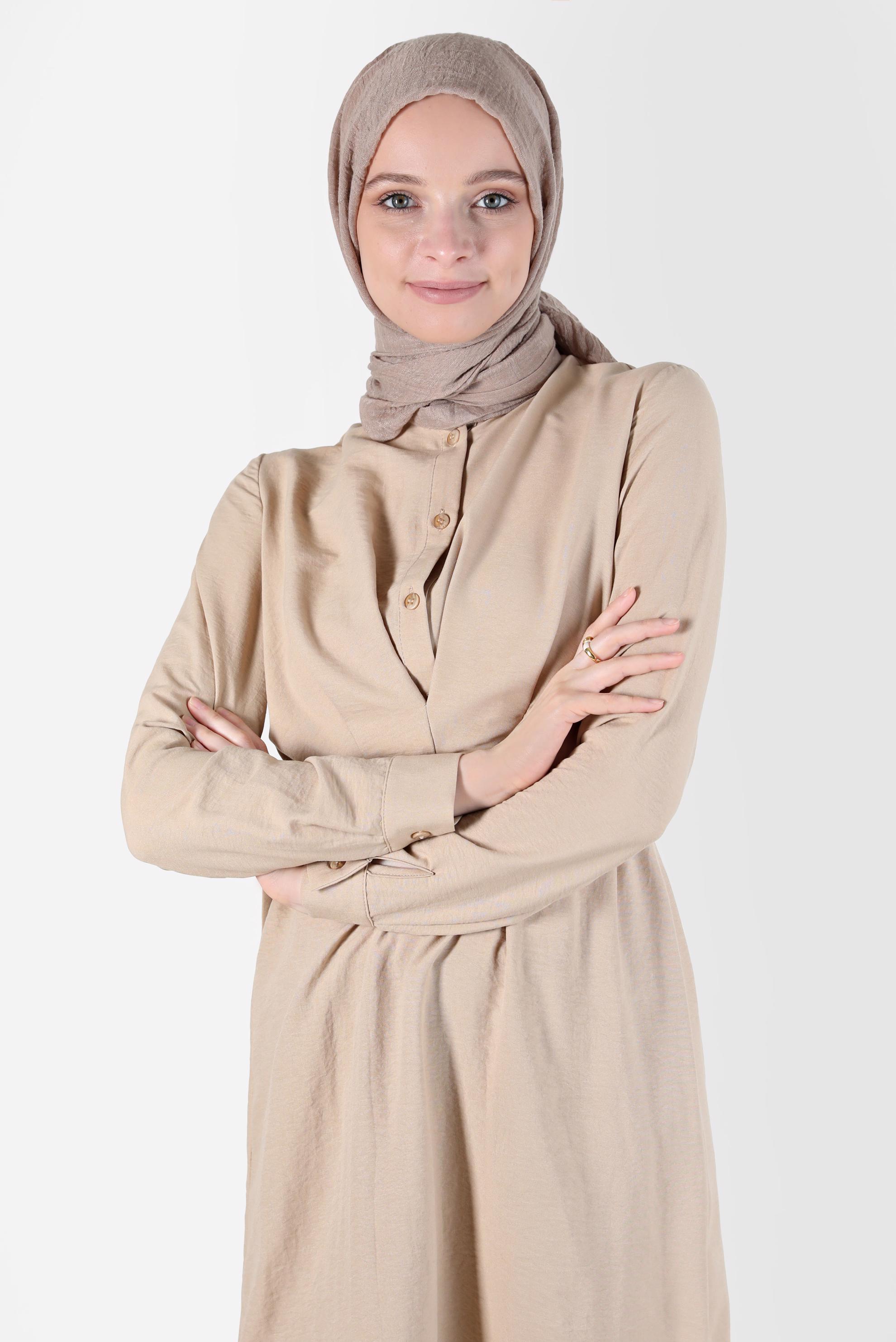 Tesettür giyim BEJ KUŞAKLI DÜĞMELİ TUNİK 41752 