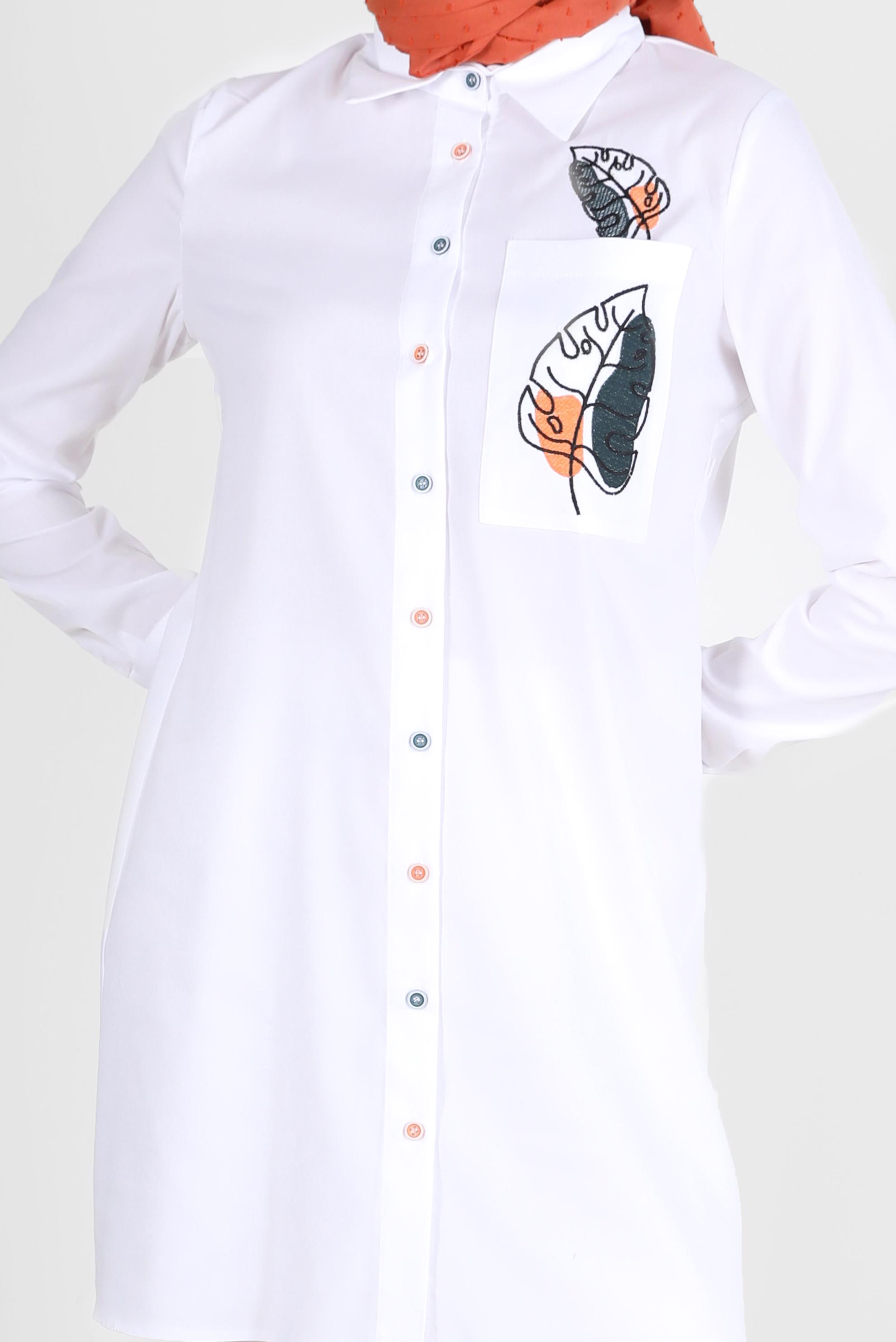 Tesettür giyim BEYAZ NAKIŞ DETAYLI DÜĞMELİ TUNİK 41754-1 