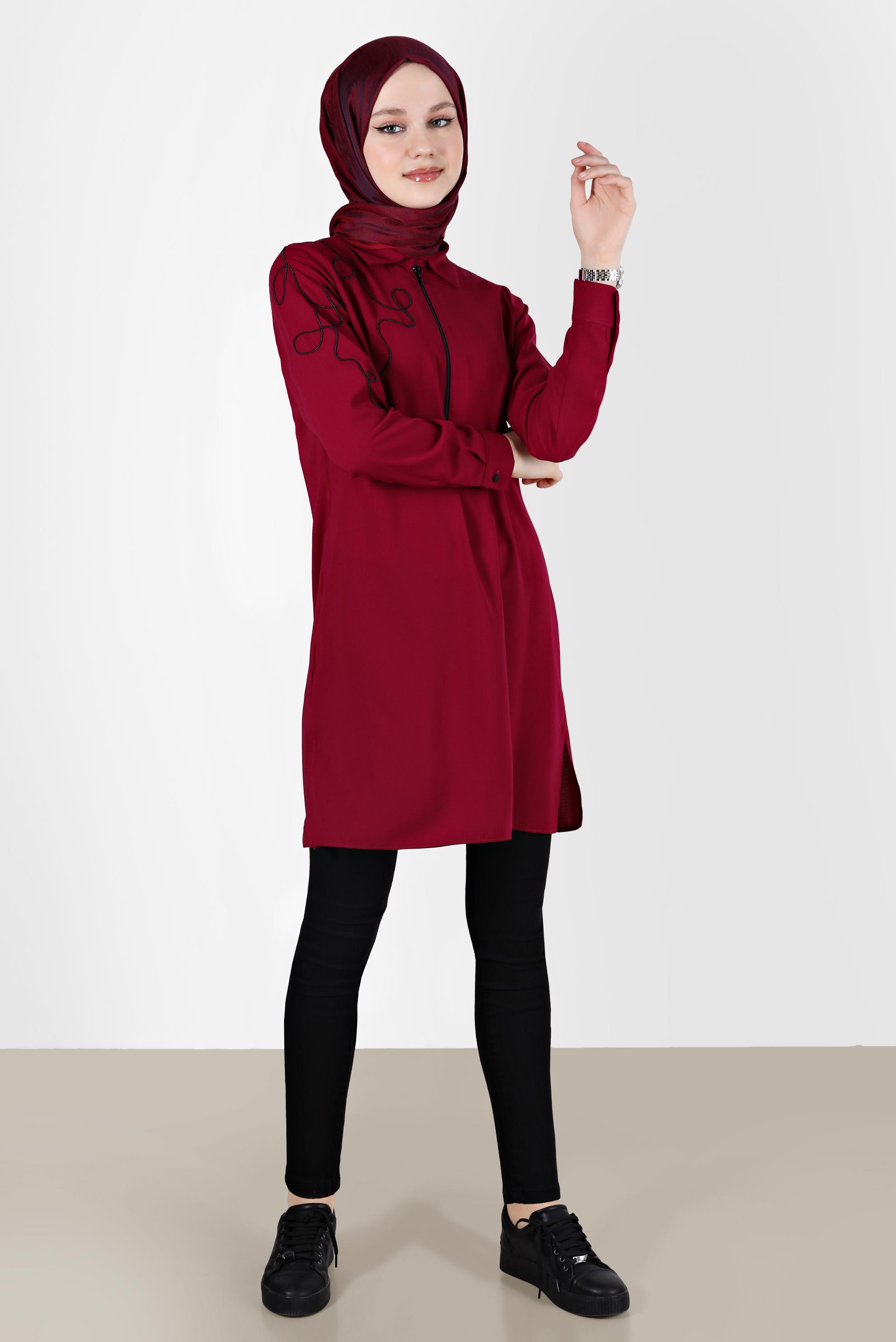 Tesettür giyim MOR NAKIŞ DETAYLI FERMUARLI TUNİK 41758 