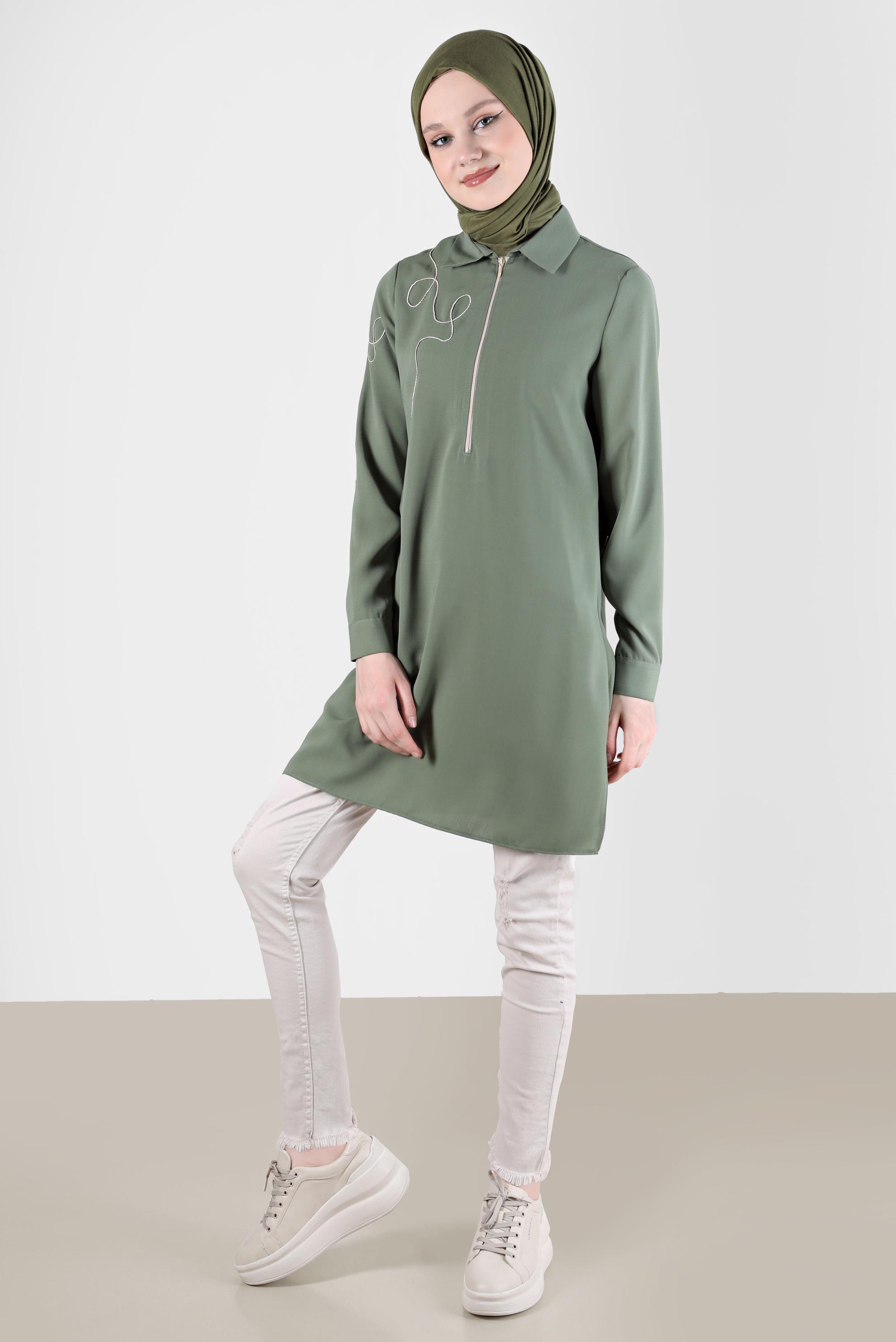 Tesettür giyim HAKİ NAKIŞ DETAYLI FERMUARLI TUNİK 41758 