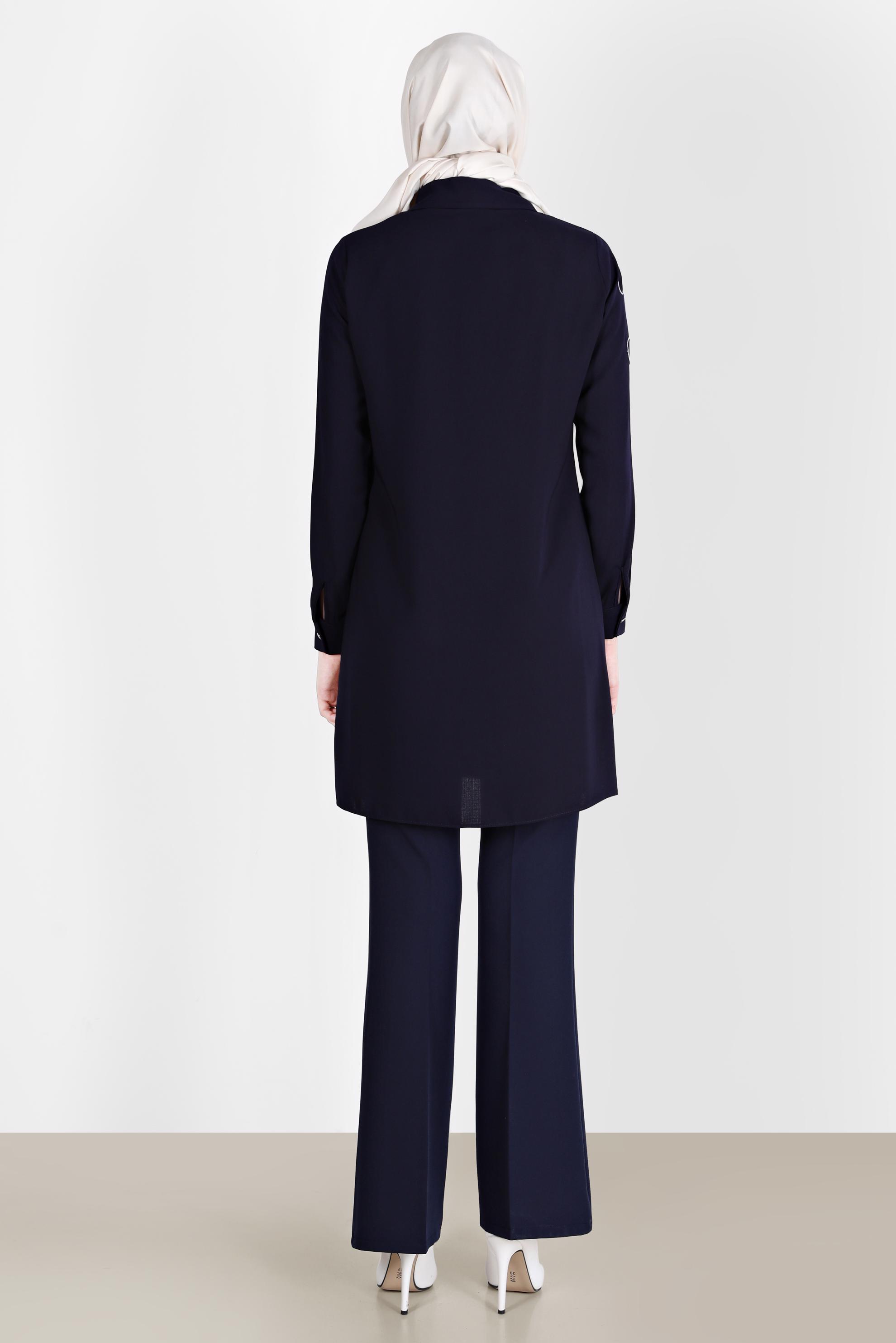 Tesettür giyim LACİVERT NAKIŞ DETAYLI FERMUARLI TUNİK 41758 