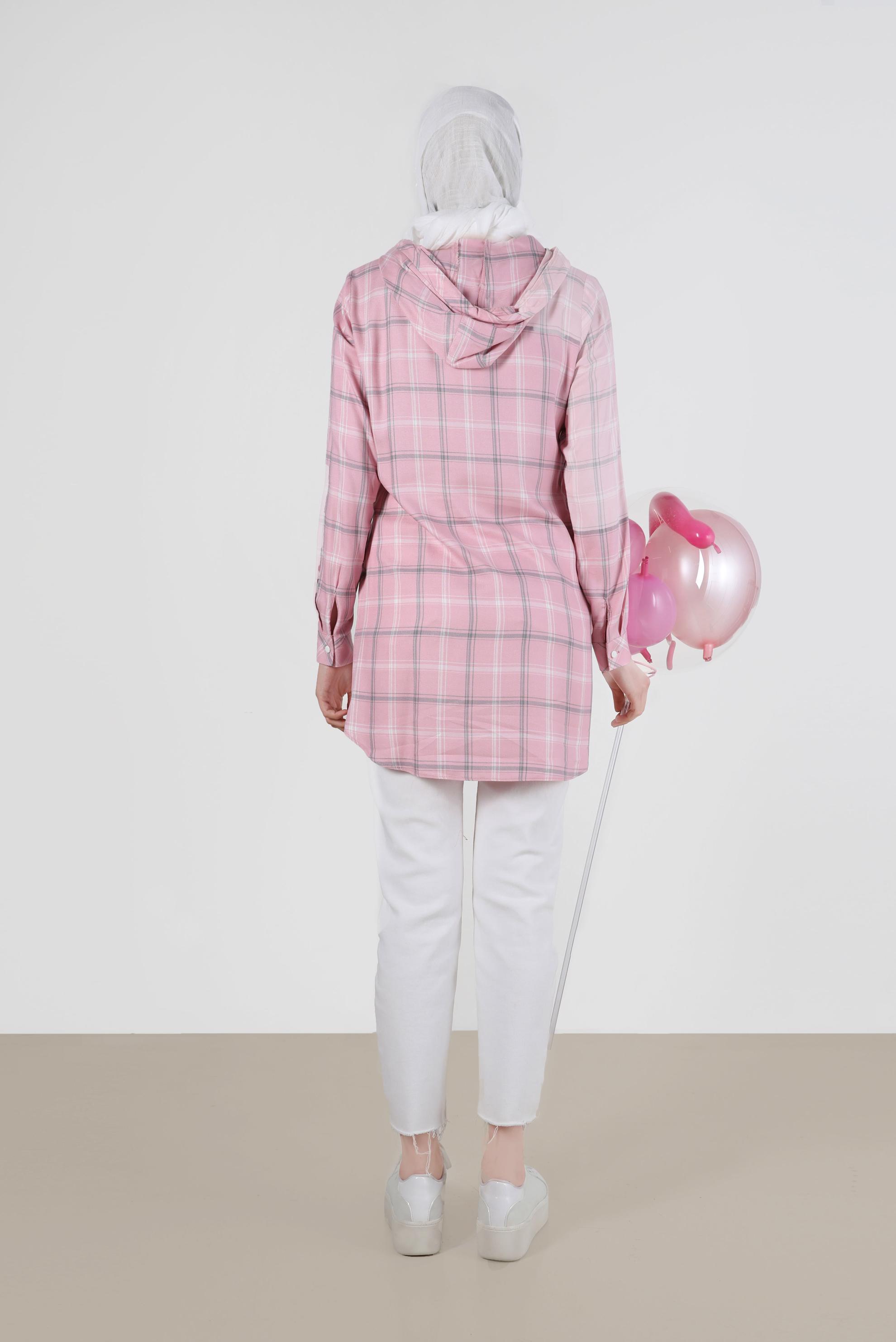 Tesettür giyim PEMBE KAPÜŞONLU ÇITÇITLI EKOSE TUNİK 41767 