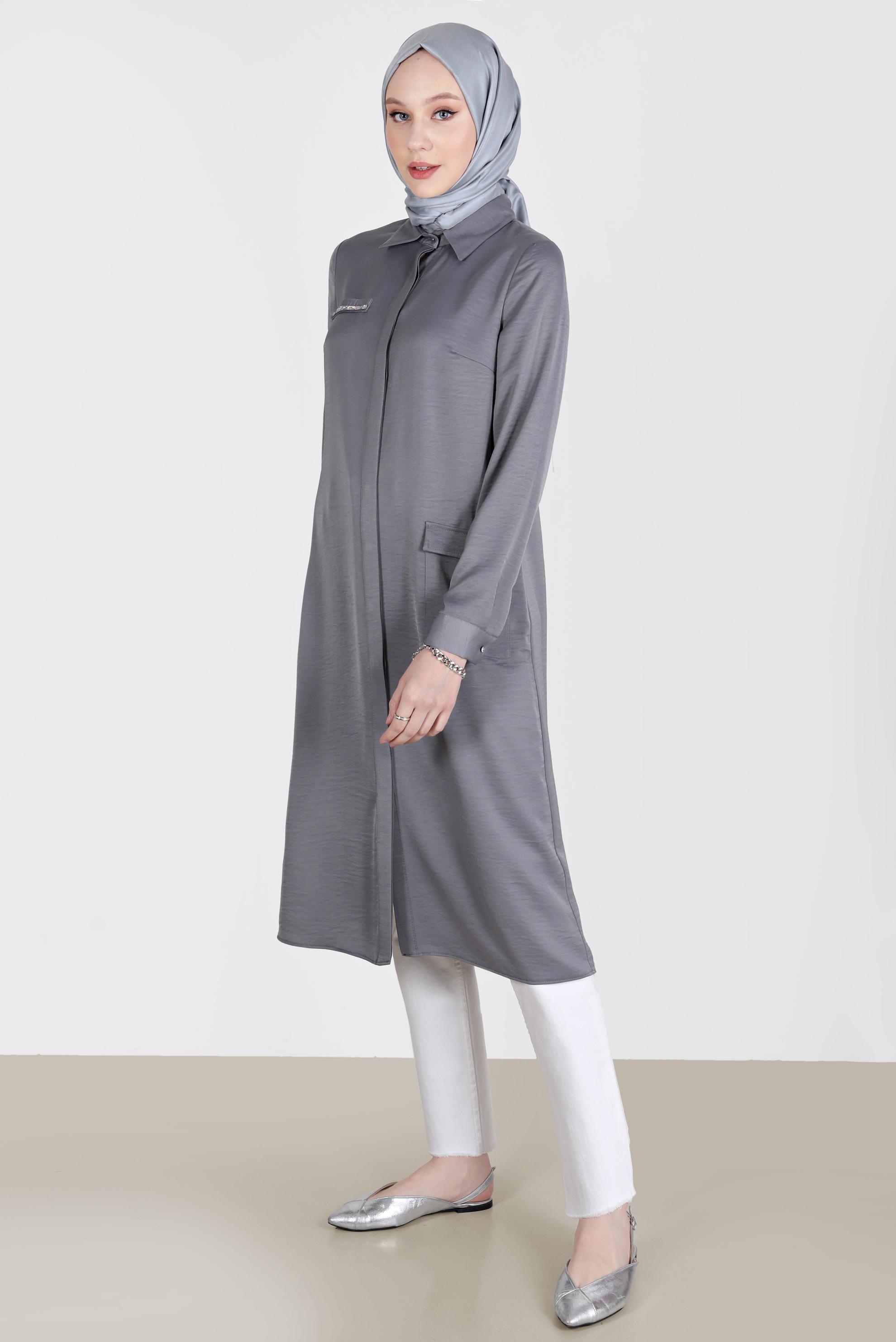 Tesettür giyim GRİ TAŞ DETAYLI CEPLİ TUNİK 42500