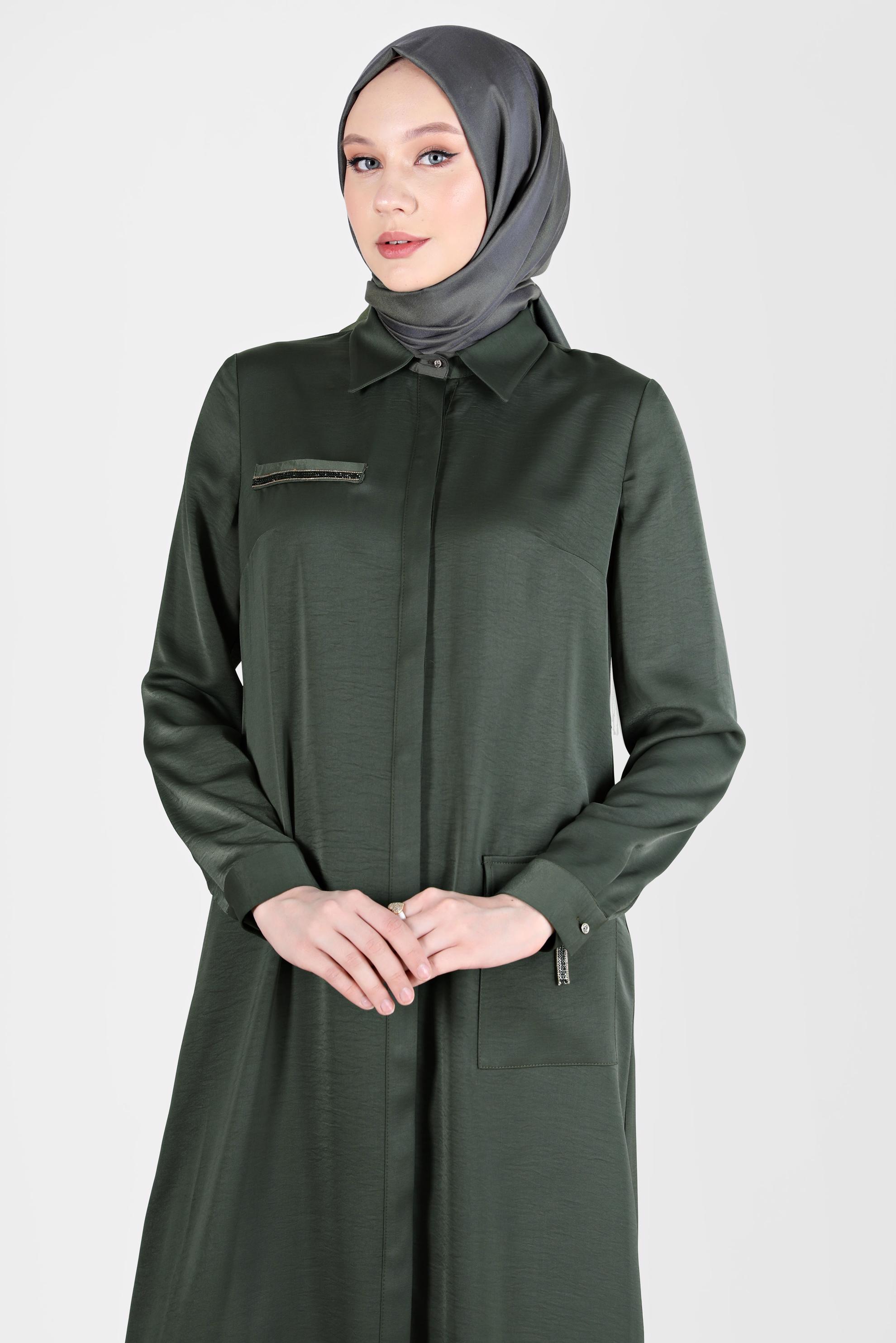 Tesettür giyim HAKİ TAŞ DETAYLI CEPLİ TUNİK 42500