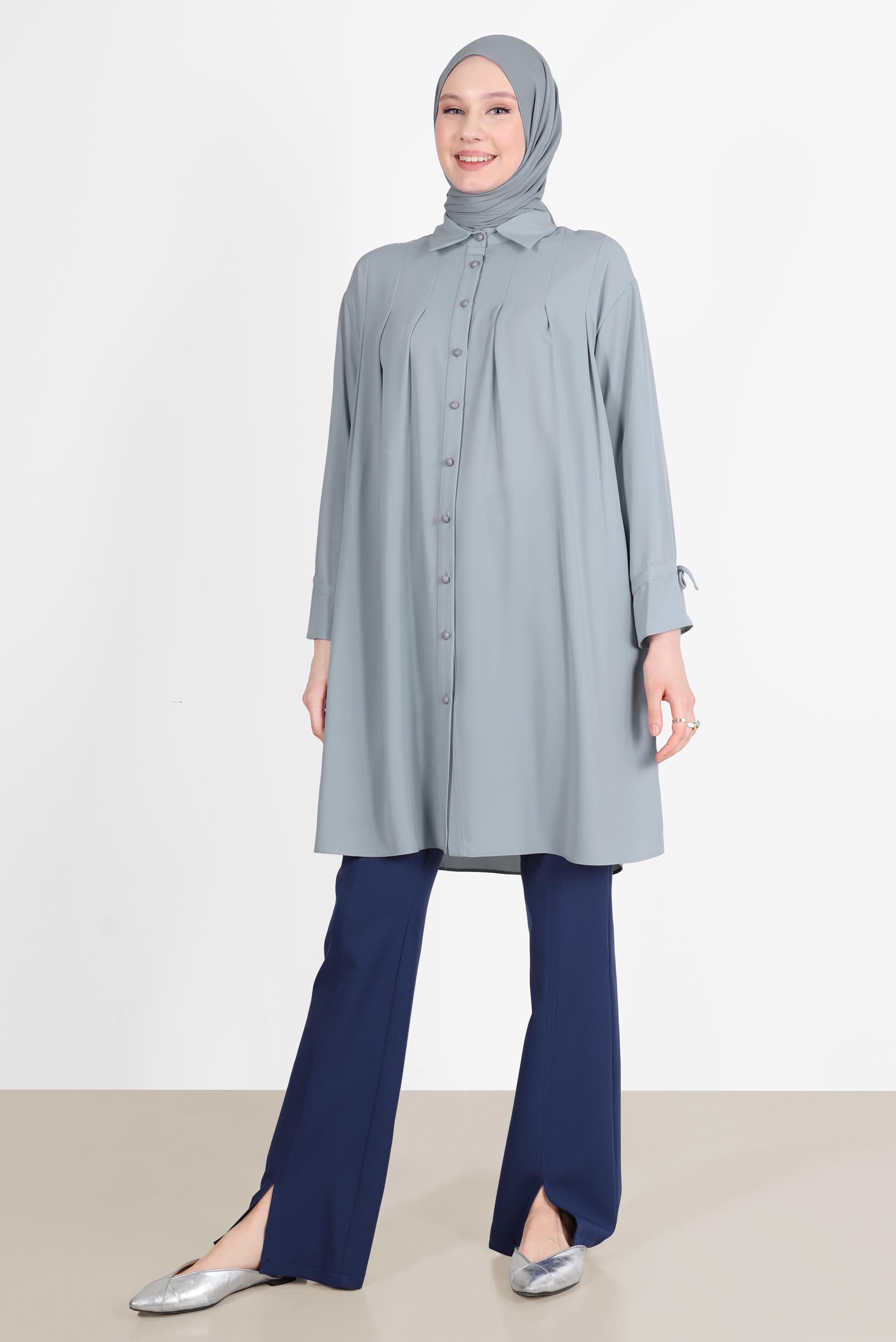 Tesettür giyim GRİ PİLE DETAYLI İNCİ DÜĞMELİ TUNİK 42502 