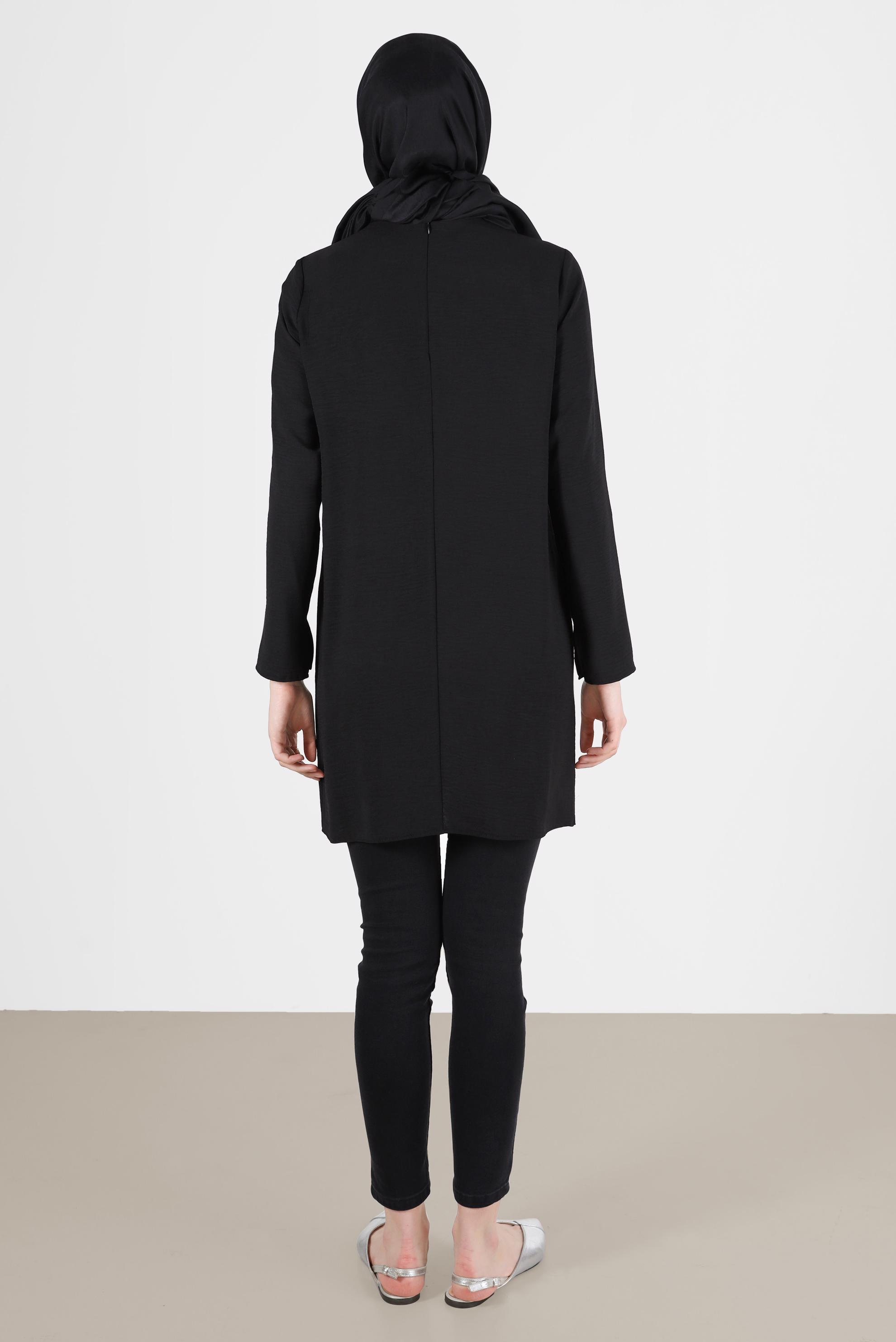 Tesettür giyim SİYAH DÜĞME DETAYLI CEPLİ TUNİK 42503