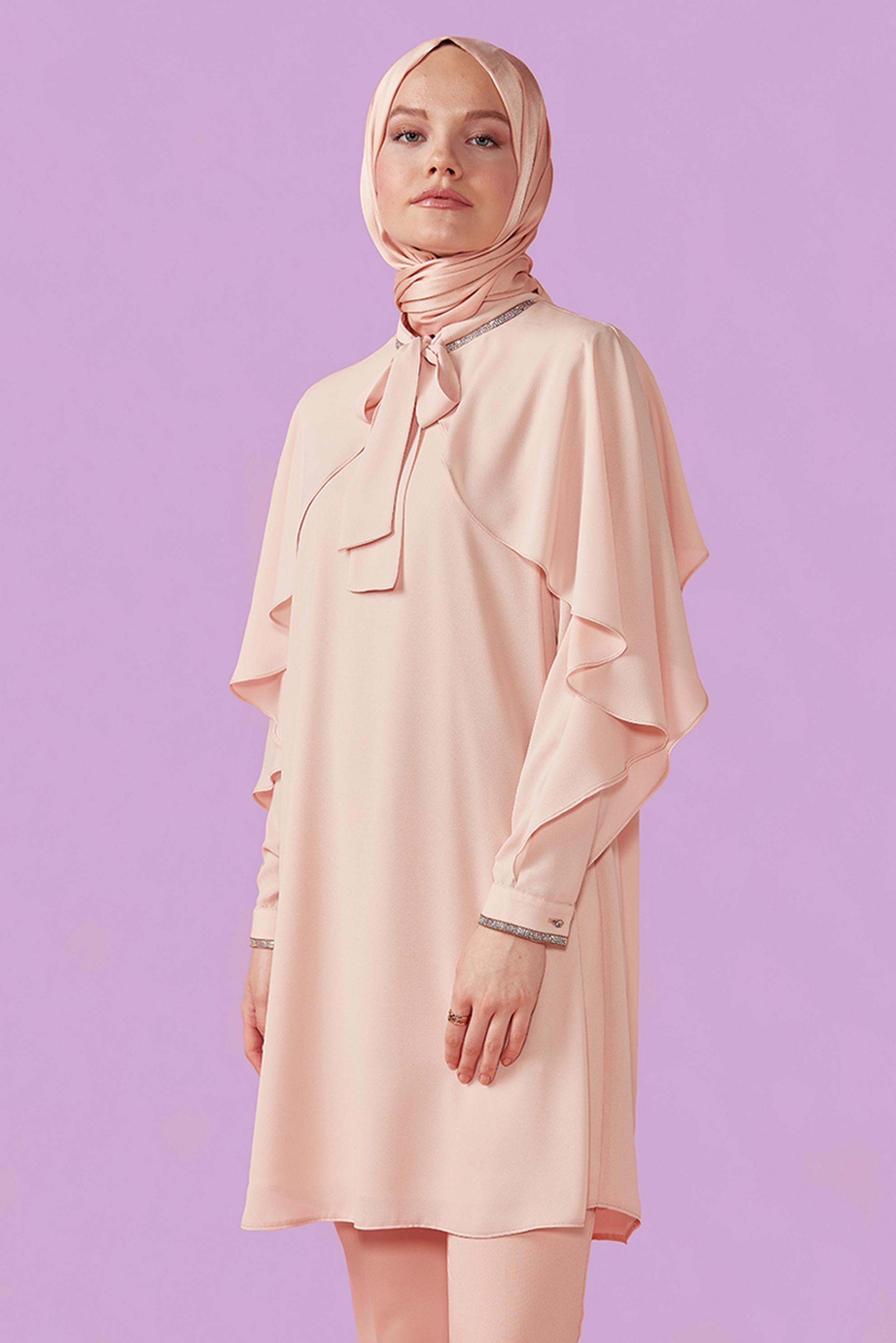 Tesettür giyim EKRU TAŞ DETAYLI VOLANLI TUNİK 42505 