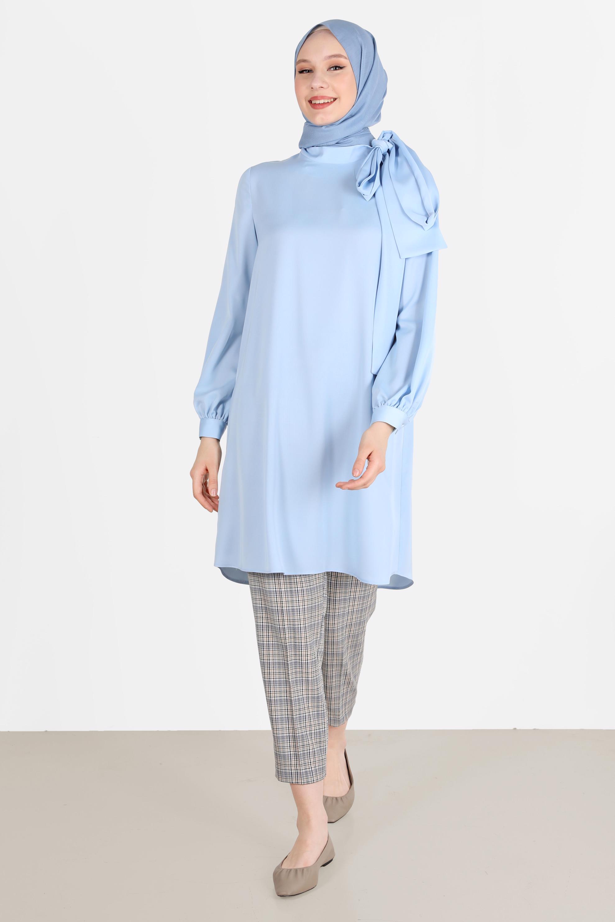 Tesettür giyim MAVİ BAĞLAMA DETAYLI FERMUARLI SATEN TUNİK 42507	