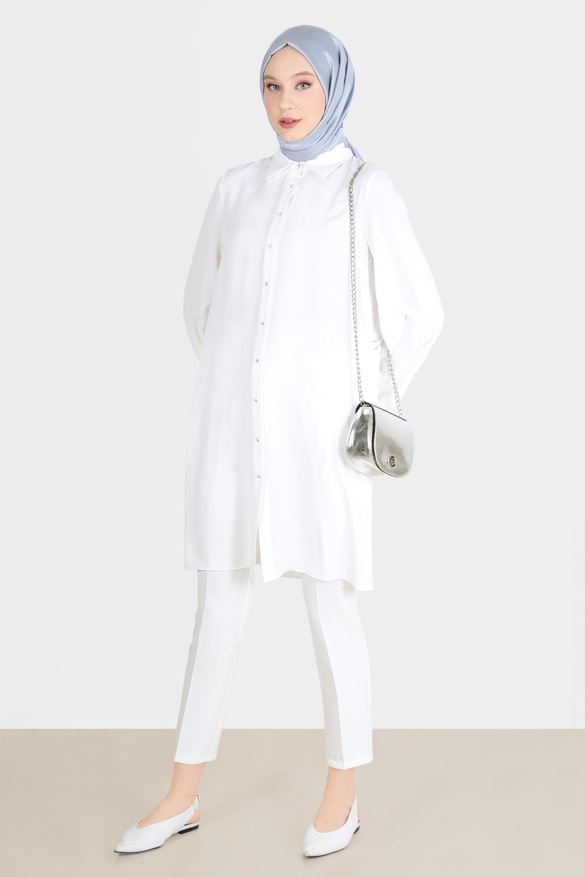 Tesettür giyim BEYAZ ARKASI PİLE DETAYLI TUNİK 42520 