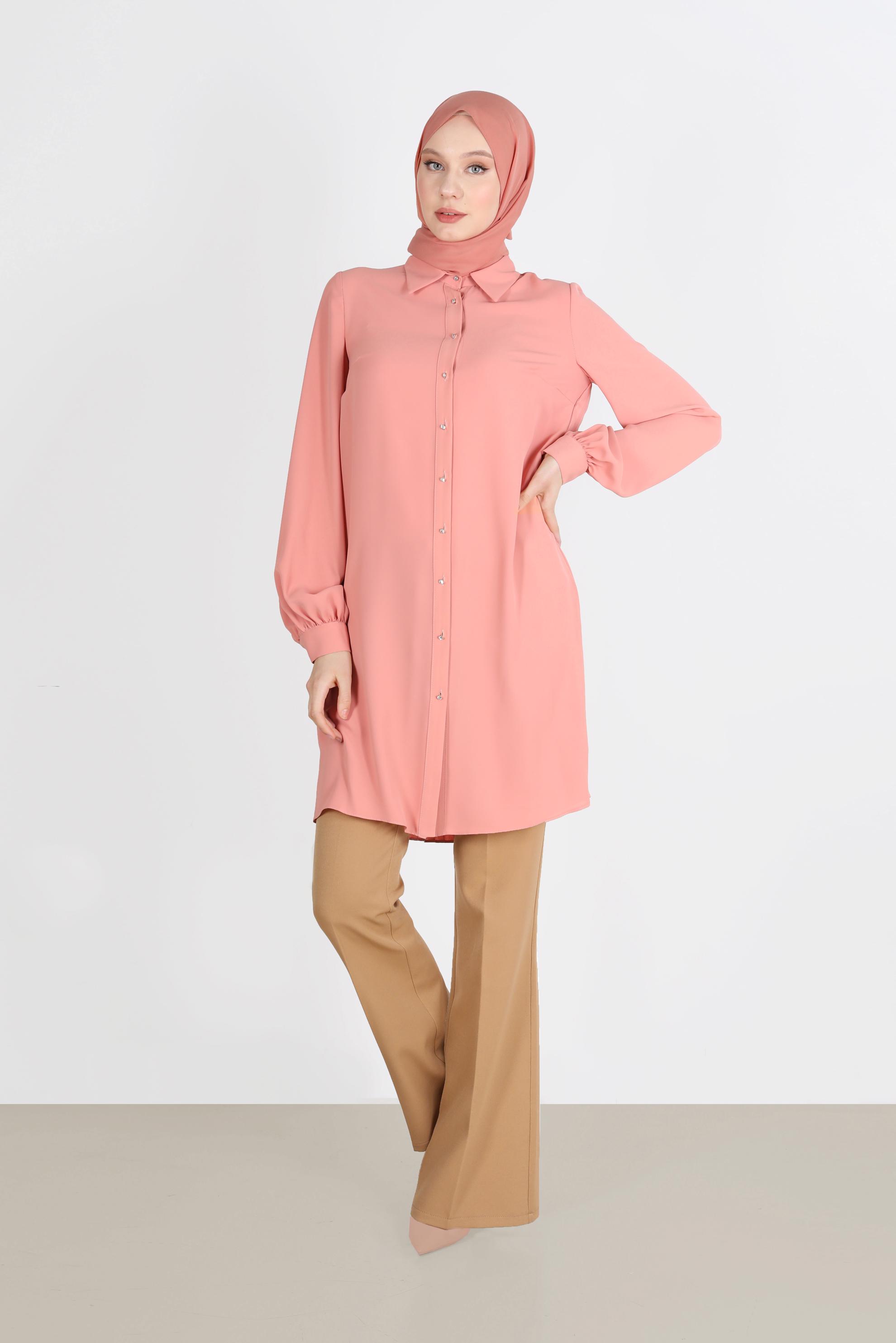 Tesettür giyim PEMBE ARKASI PİLE DETAYLI TUNİK 42520 