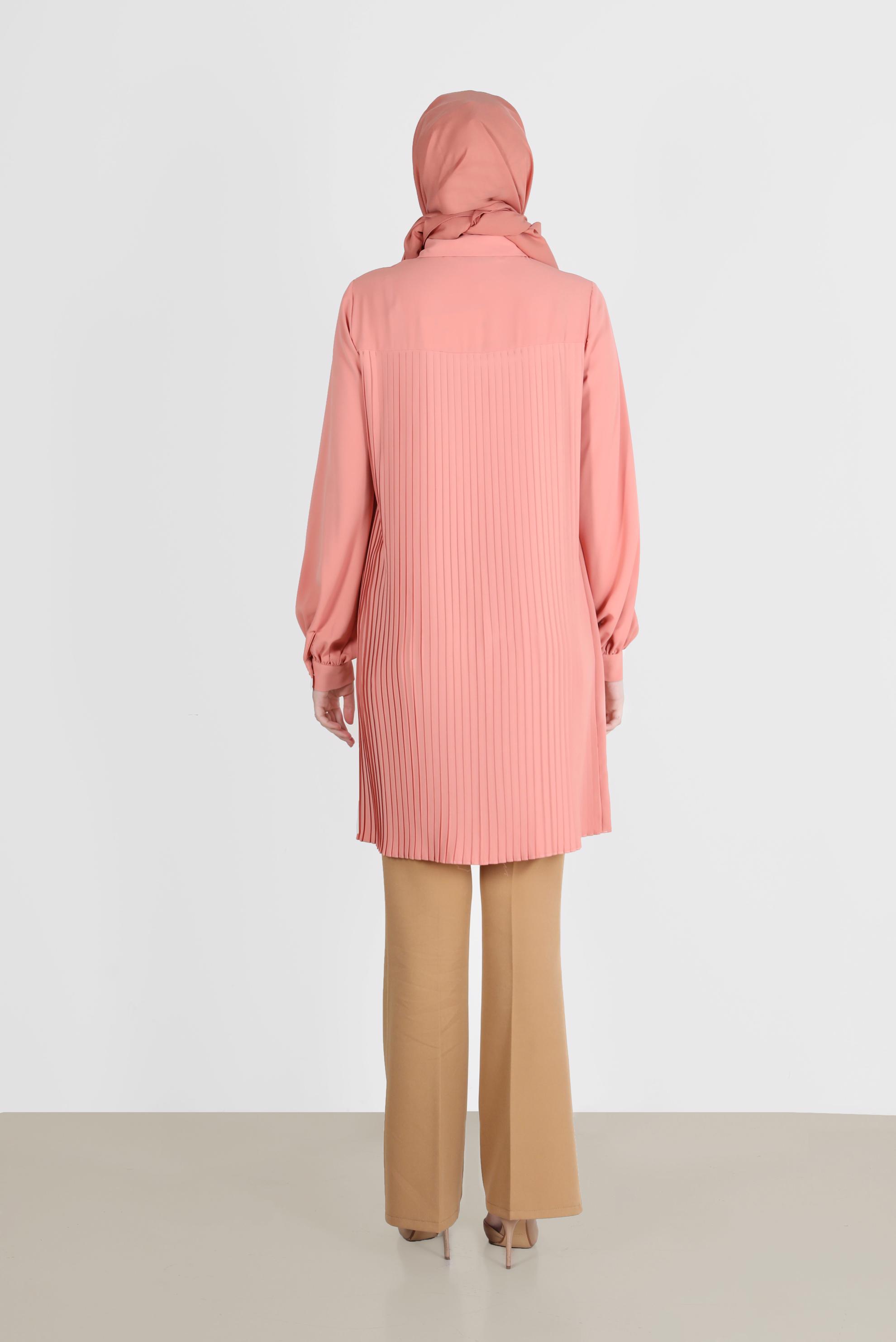 Tesettür giyim PEMBE ARKASI PİLE DETAYLI TUNİK 42520 