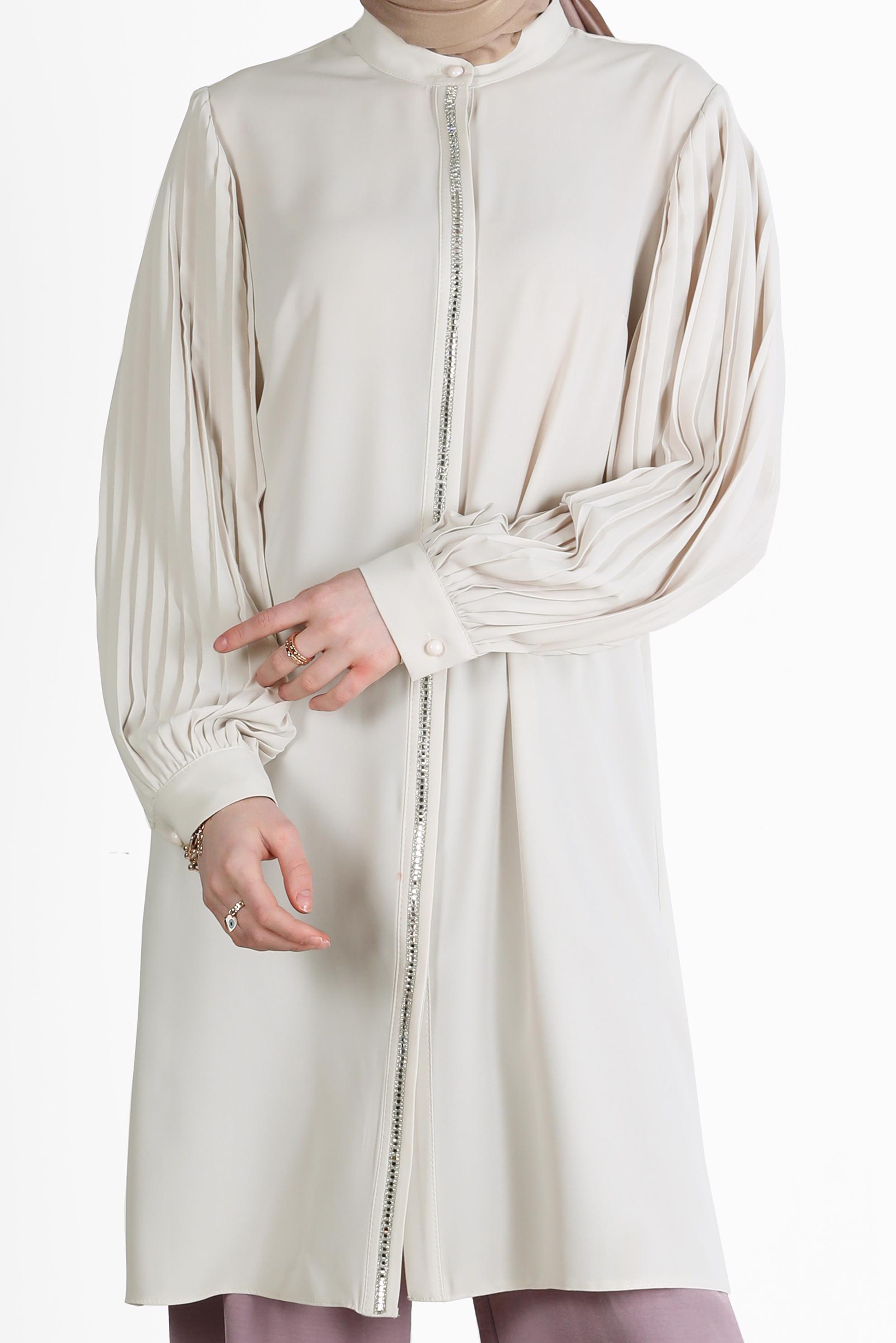 Tesettür giyim BEJ PARLAK ŞERİT DETAYLI KOLLARI PİLELİ TUNİK 42521