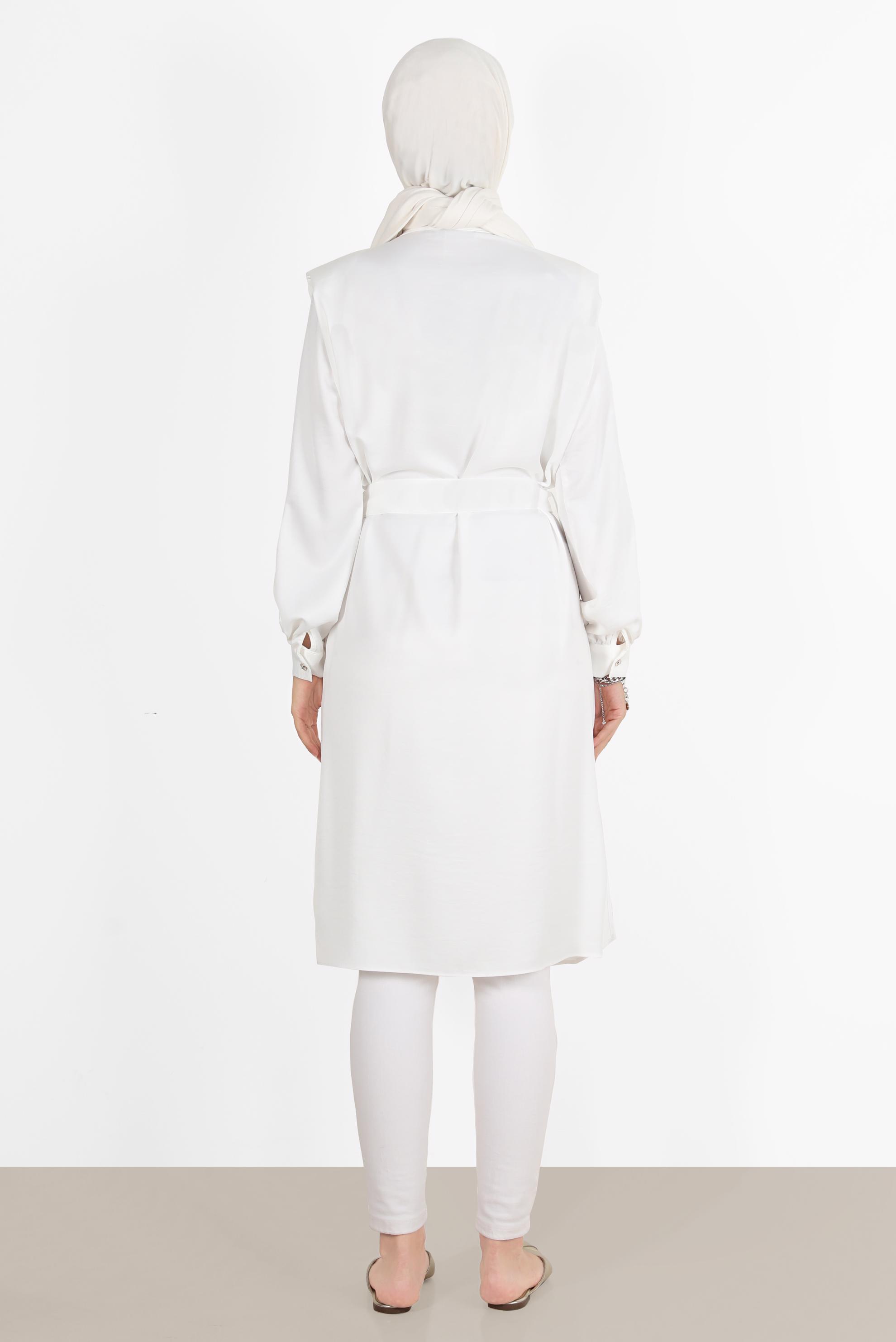 Tesettür giyim BEYAZ VATKALI SATEN TUNİK 42523	